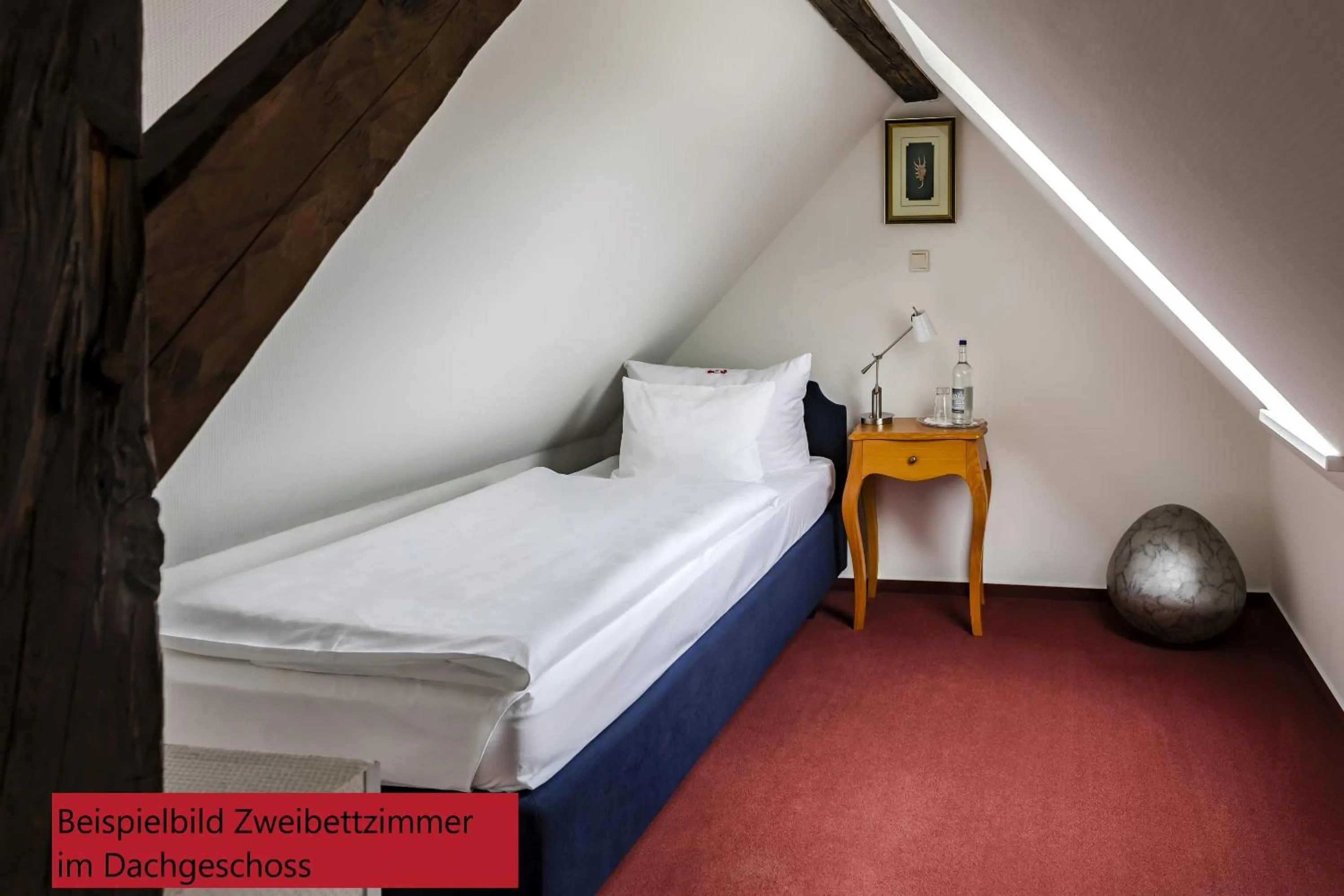 Photo of the whole room, Bed in Hotel & Restaurant Villa Ulmenhof