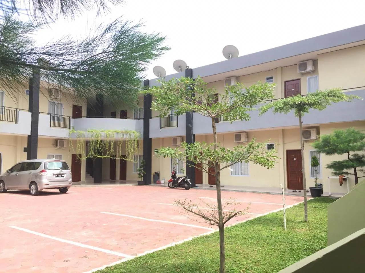 Hotel The Village Syariah