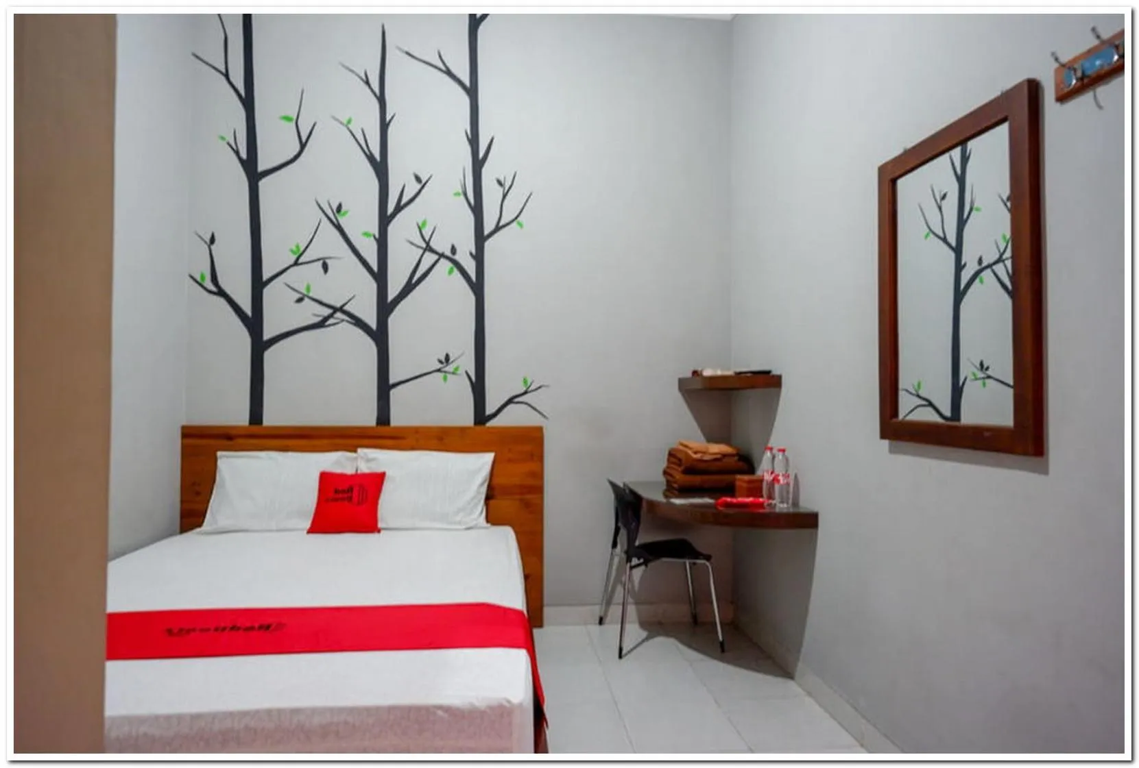 Bedroom, Bed in RedDoorz near Jogja Expo Center 2