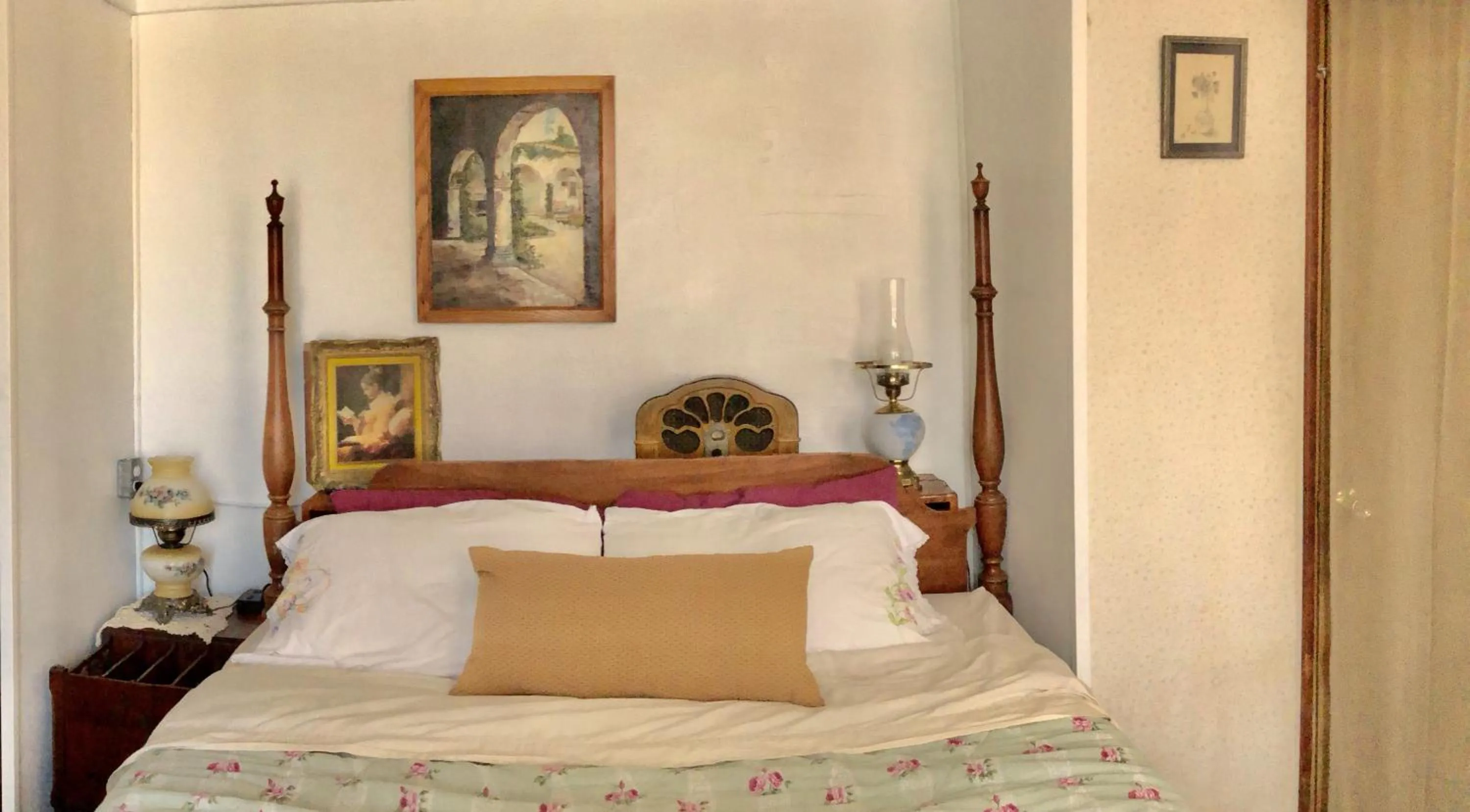 Bed in Near the pier