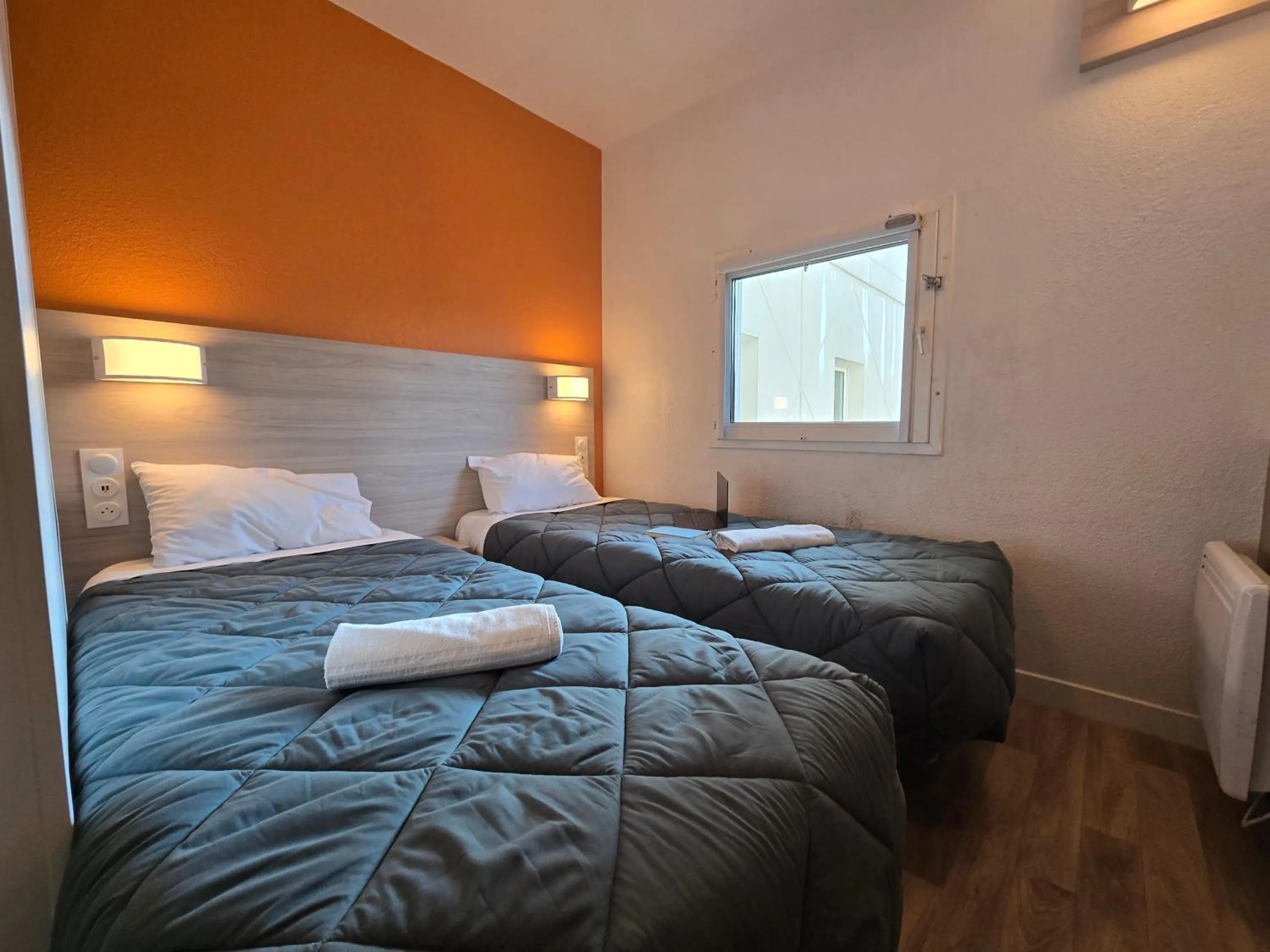 Bed in Premiere Classe Thionville - Yutz