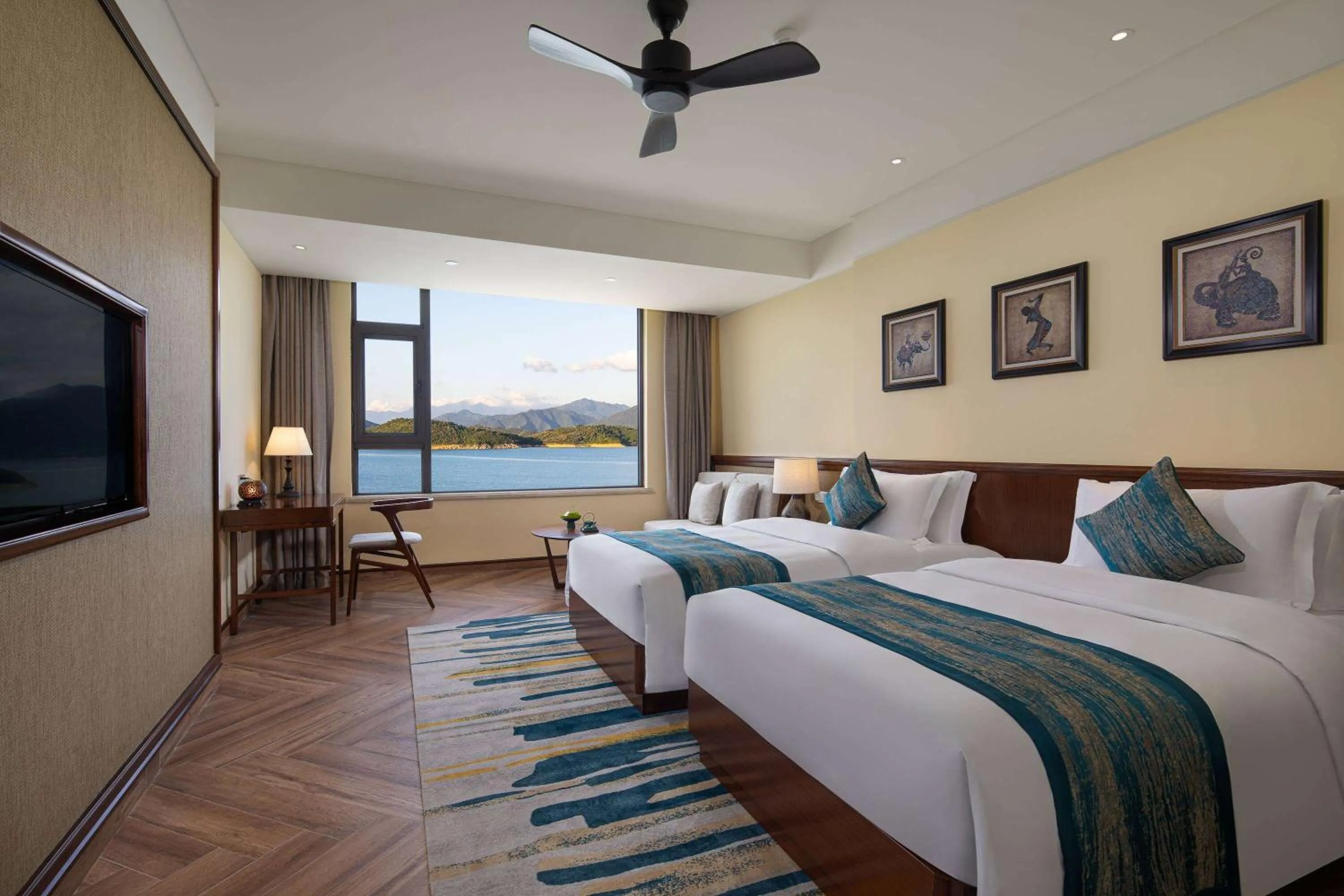 Photo of the whole room in Ramada by Wyndham Chenzhou Dongjiang Lake