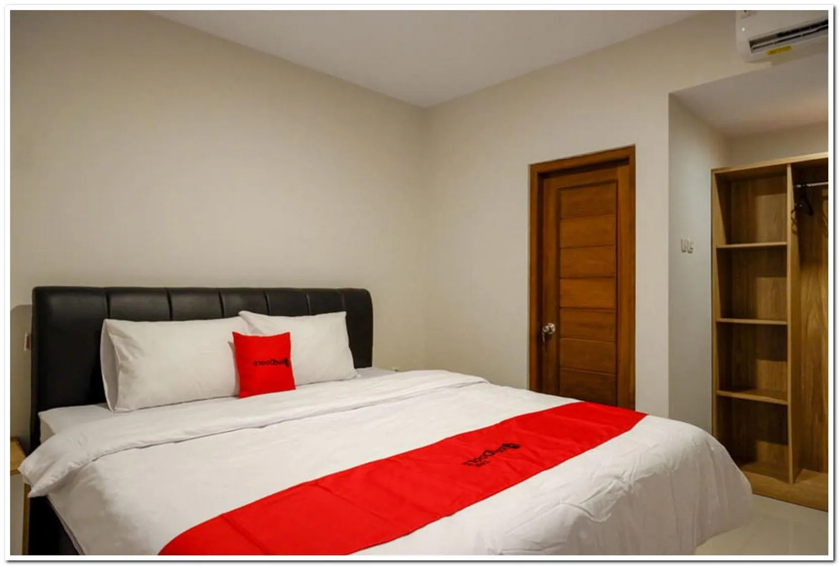 Bedroom, Bed in RedDoorz near Sleman City Hall 2