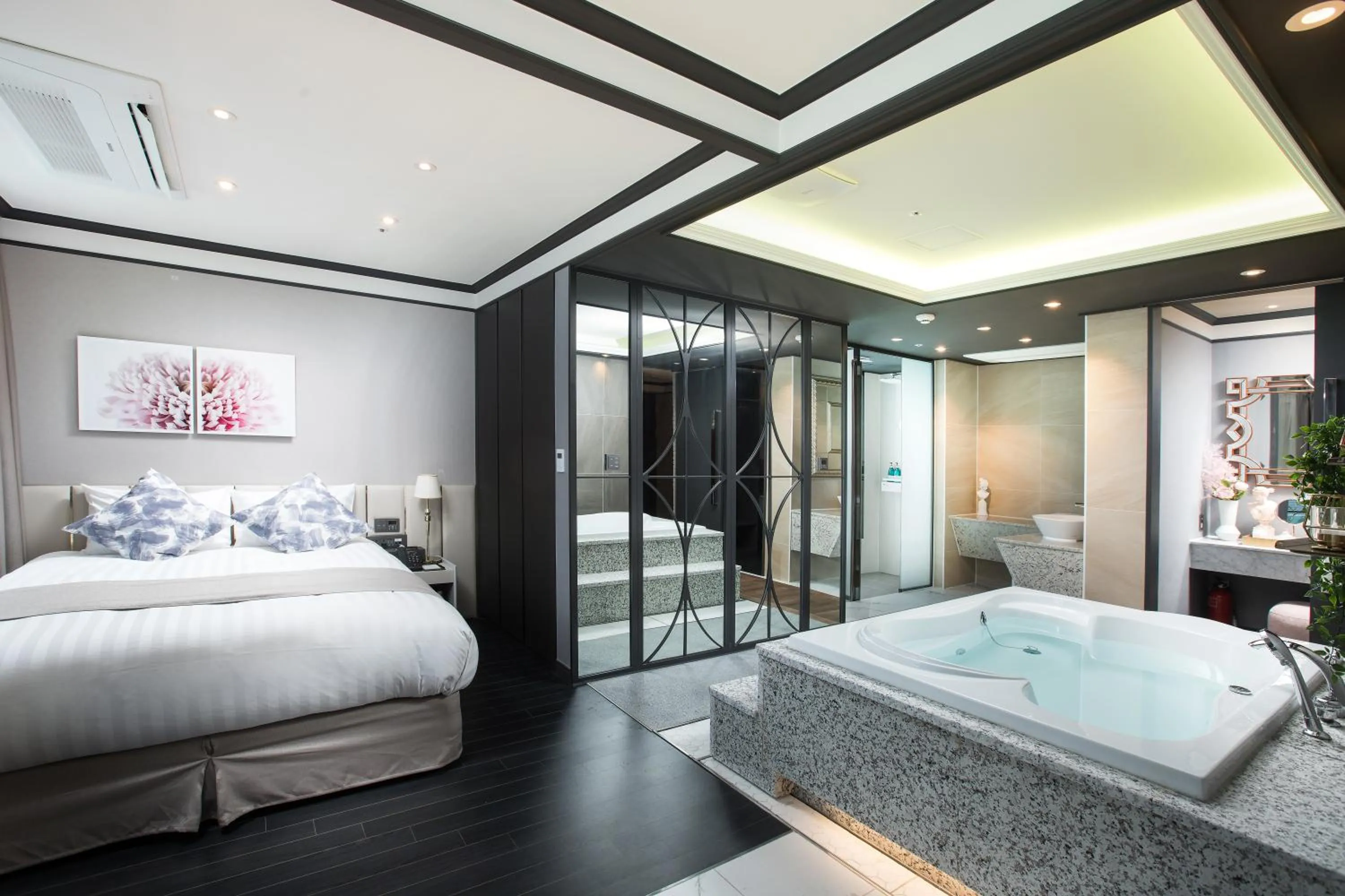 Utop Boutique Hotel&Residence