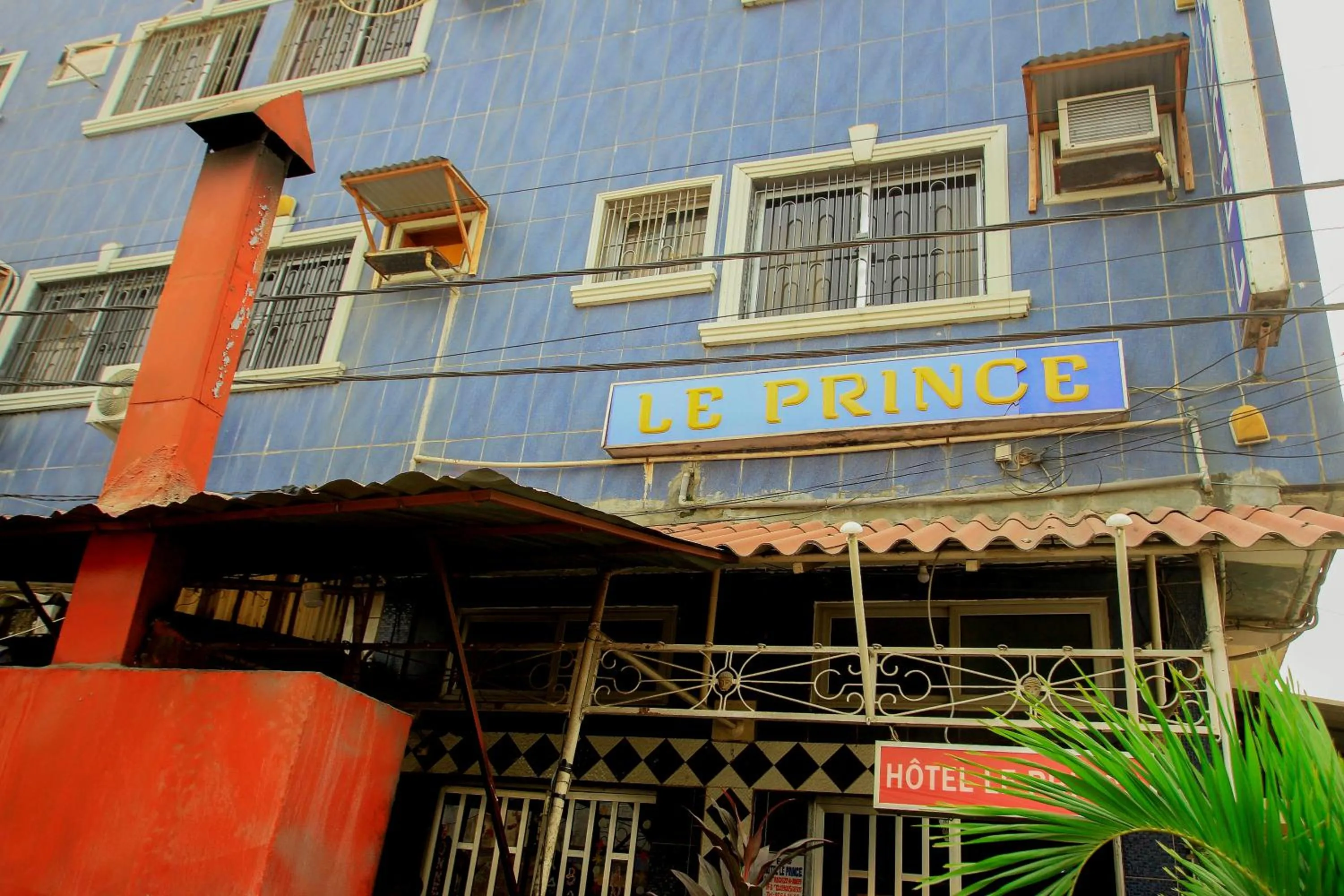 Property building in Hotel Le Prince