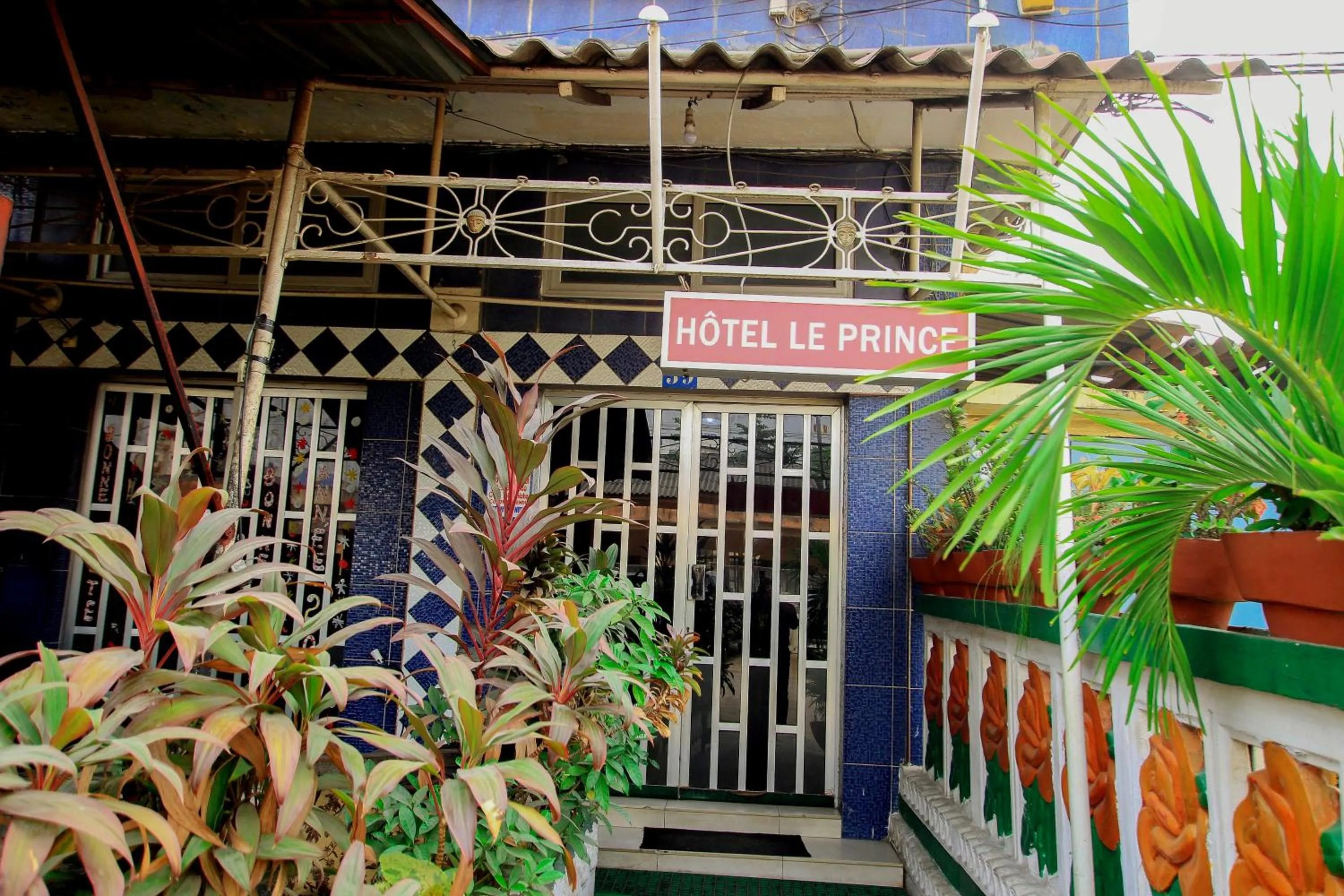 Facade/entrance in Hotel Le Prince