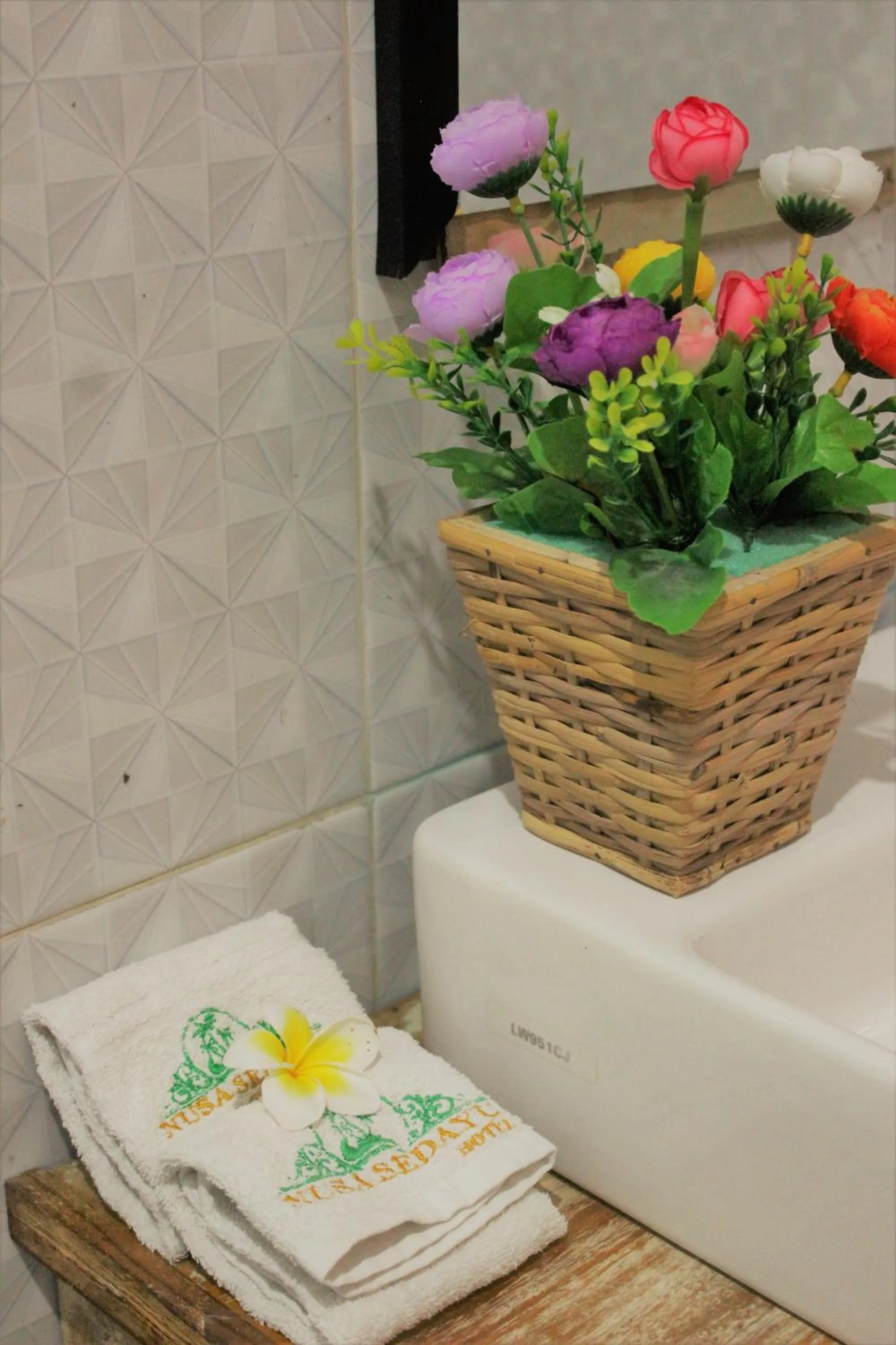 Bathroom in Nusa Sedayu Hotel By Ocean View