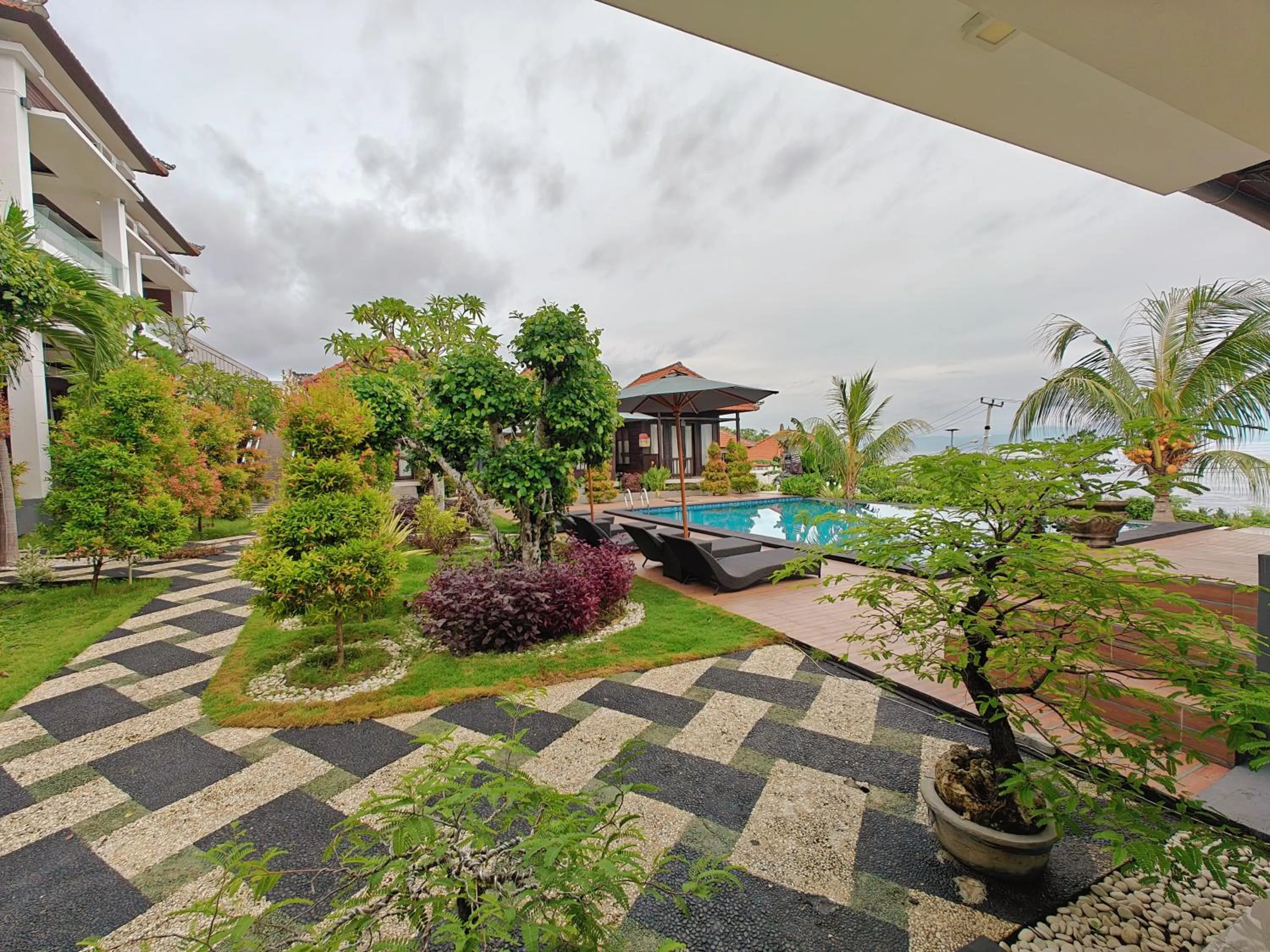 Property building in Nusa Sedayu Hotel By Ocean View