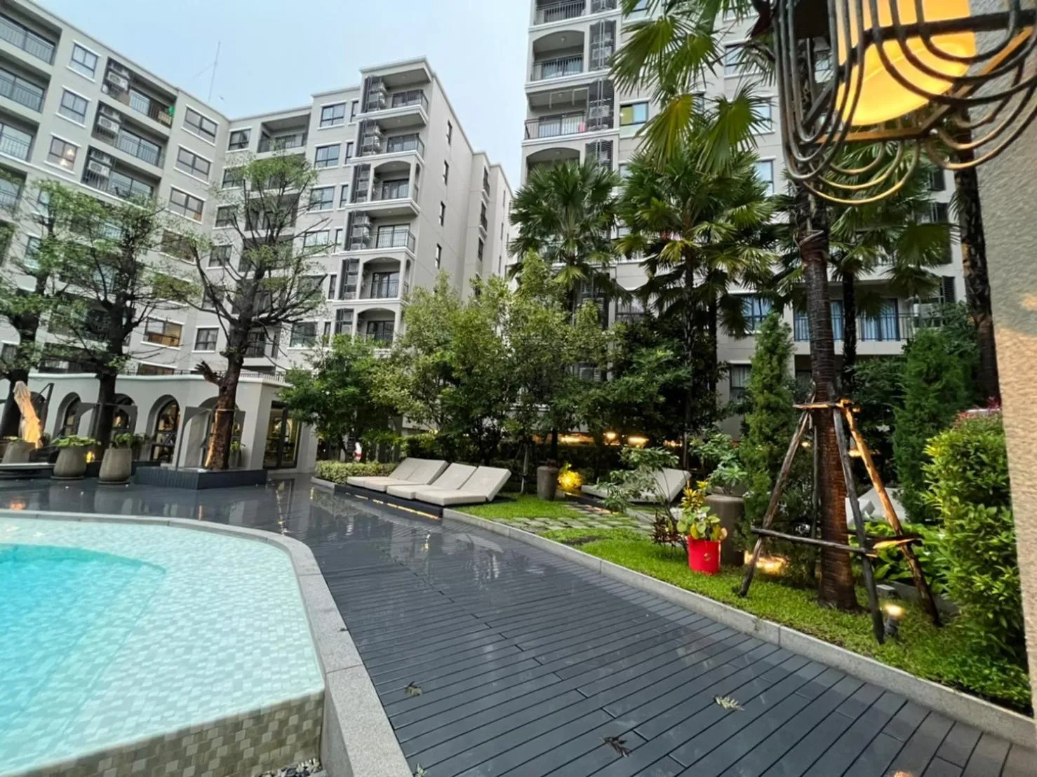 Garden in La Casita Huahin by Ying