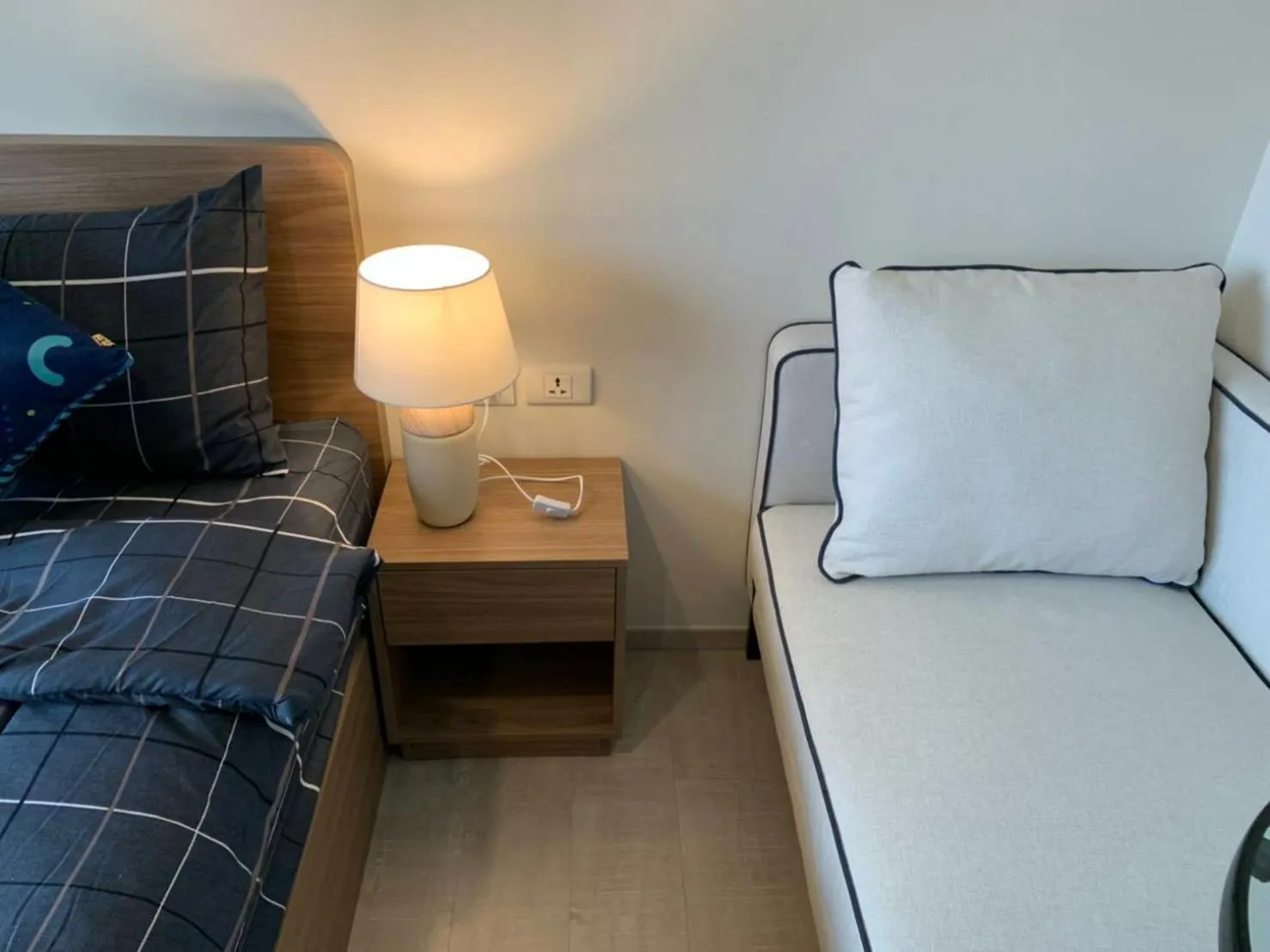 Property building, Bed in La Casita Huahin by Ying