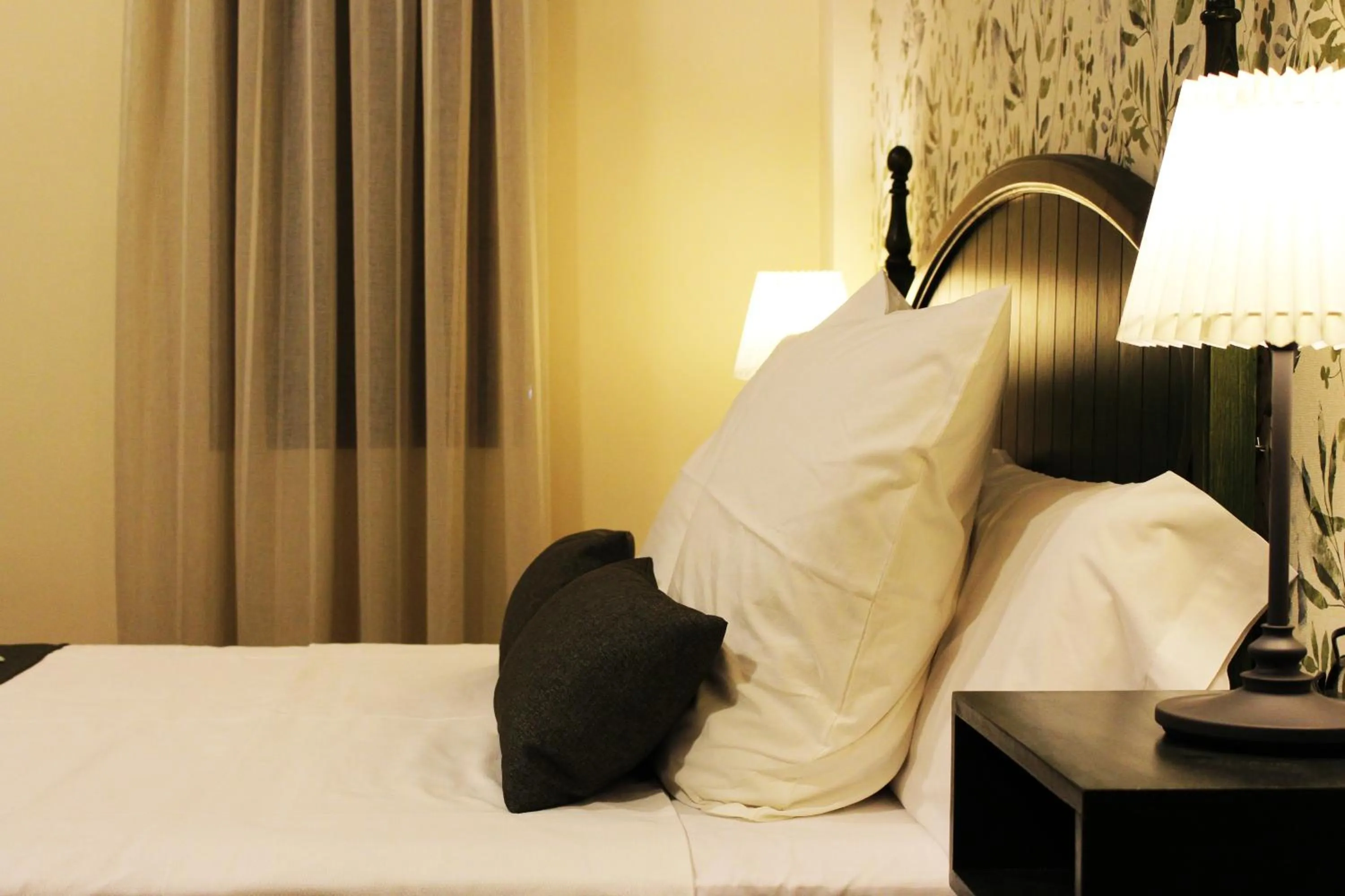 Bed in Hotel Rural Molino del Albaicín