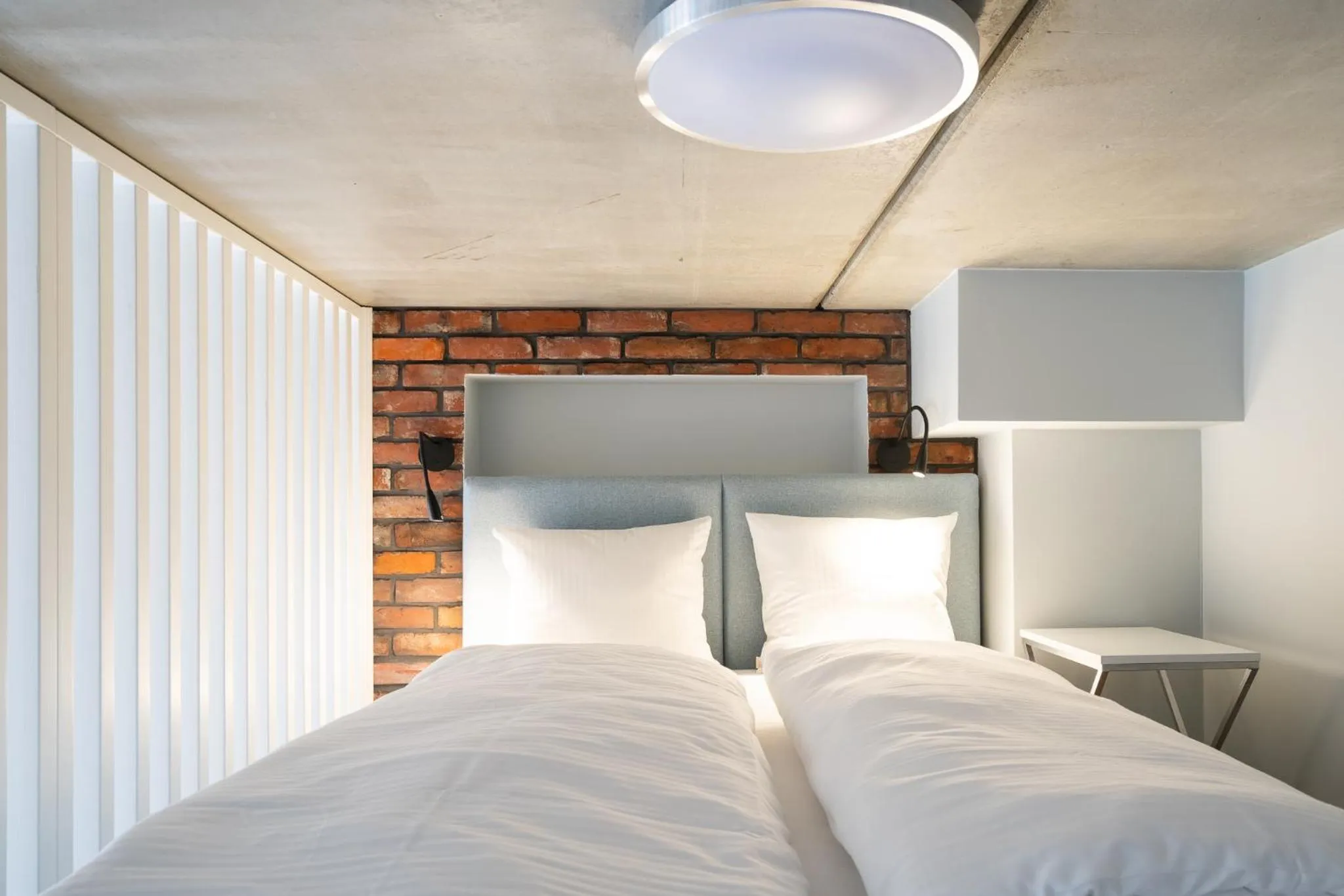 Bed in RentPlanet - Apartamenty Zarembowicza