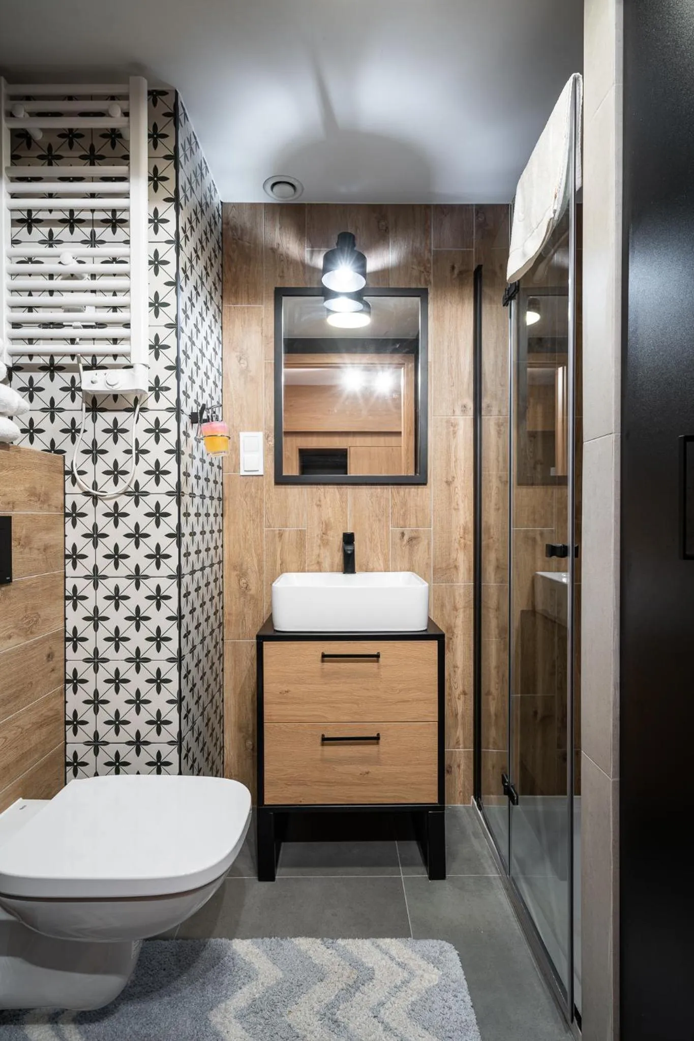 Bathroom in RentPlanet - Apartamenty Zarembowicza