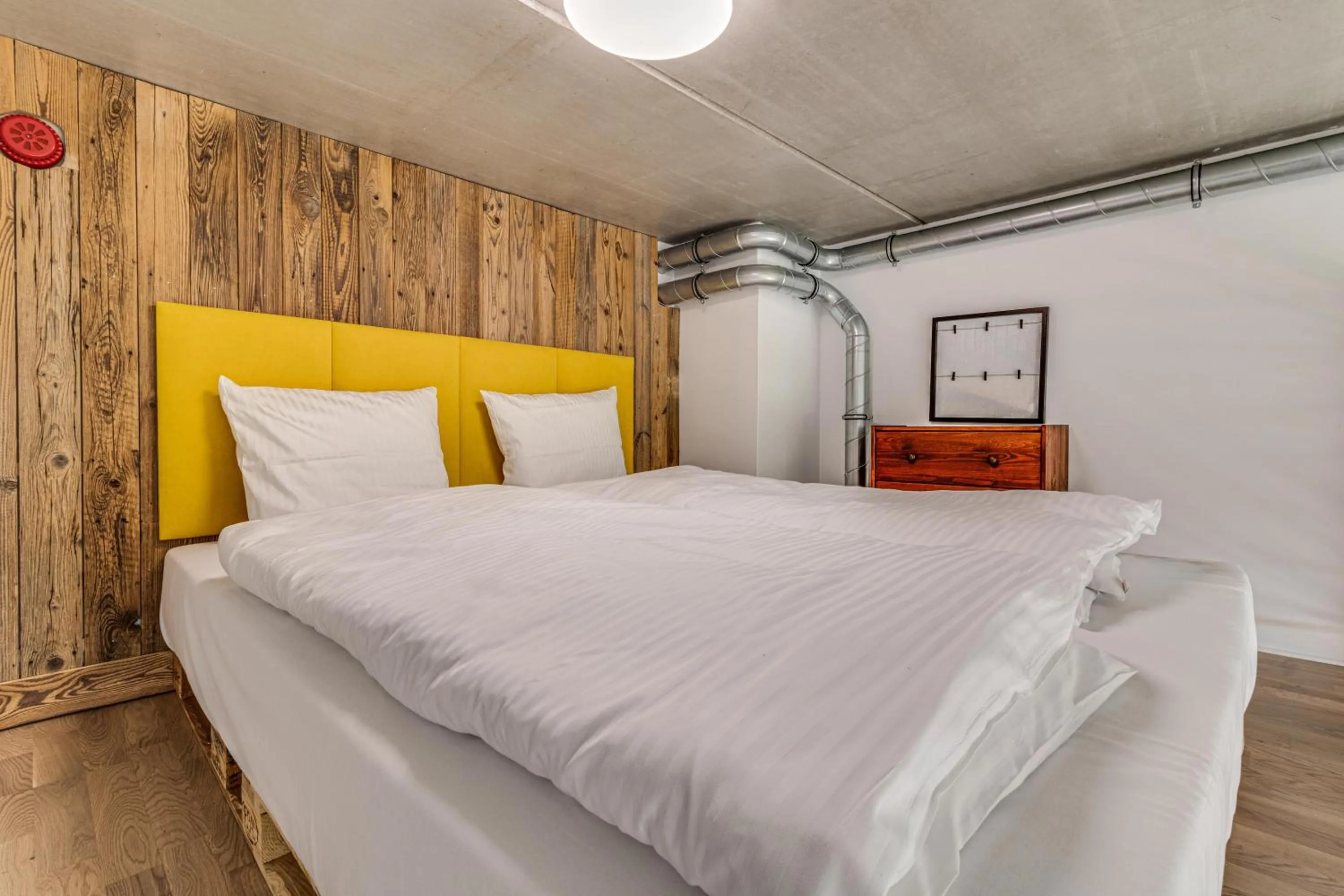 Bed in RentPlanet - Apartamenty Zarembowicza