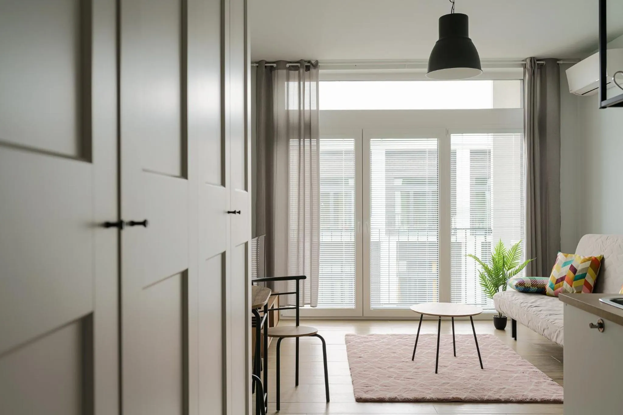 Photo of the whole room in RentPlanet - Apartamenty Zarembowicza