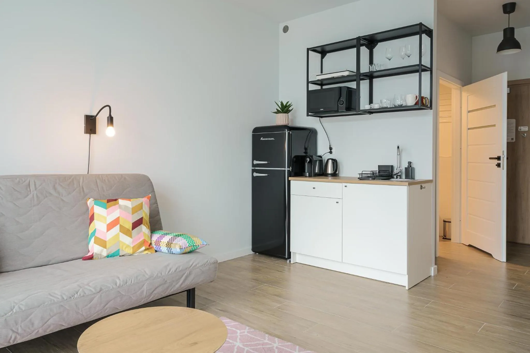Photo of the whole room in RentPlanet - Apartamenty Zarembowicza