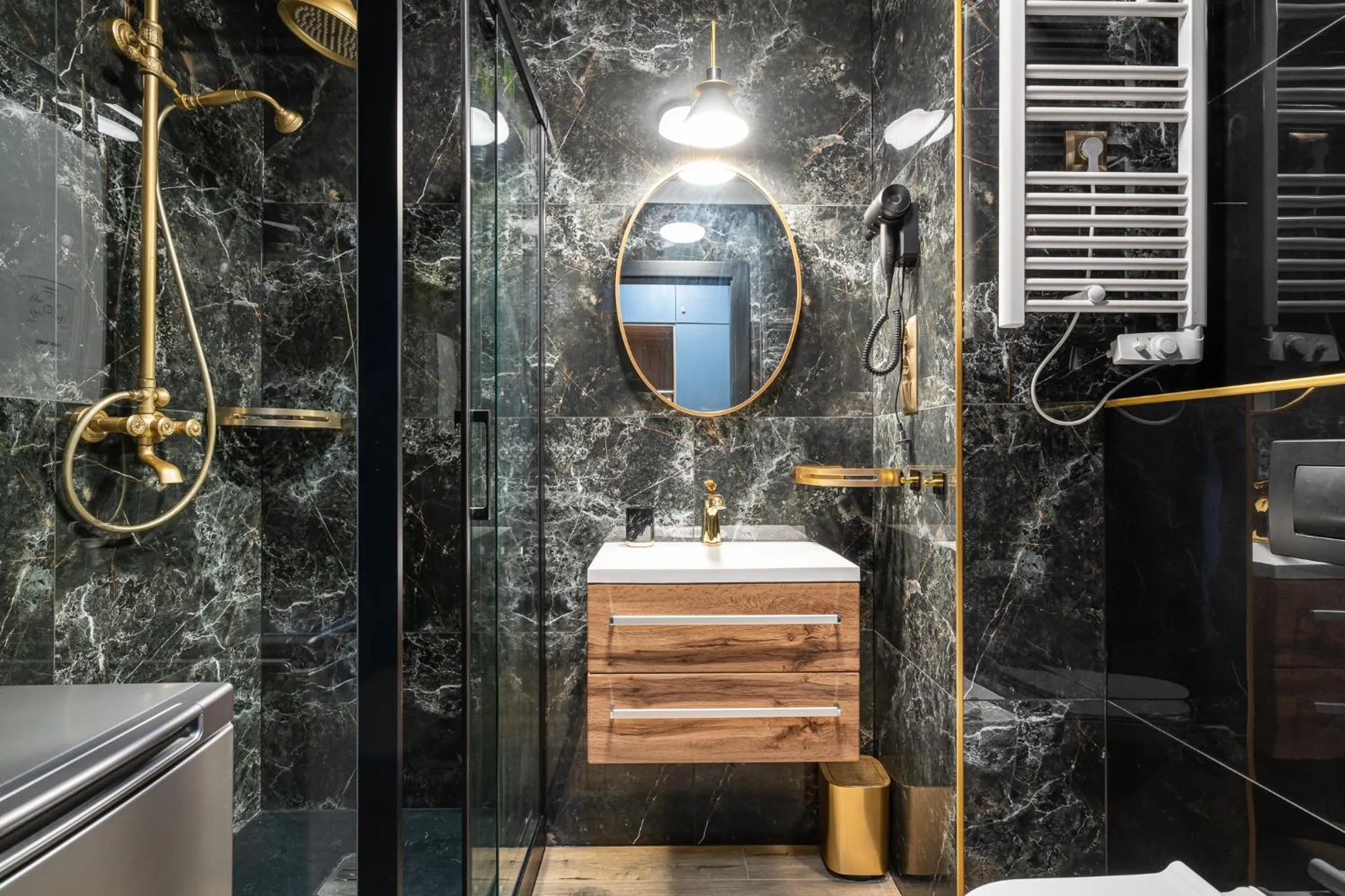 Bathroom in RentPlanet - Apartamenty Zarembowicza