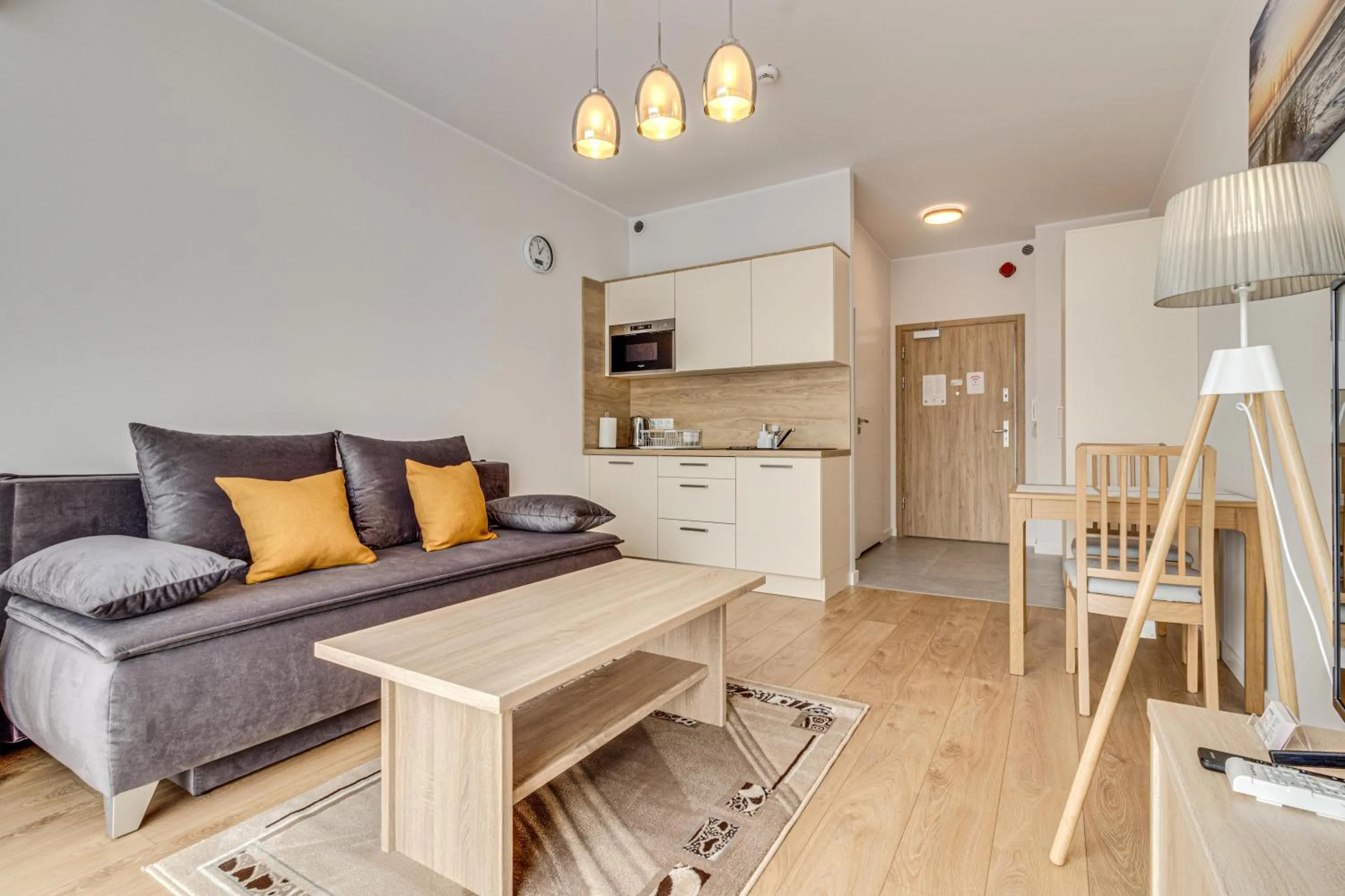 Kitchen or kitchenette in RentPlanet - Apartamenty Zarembowicza