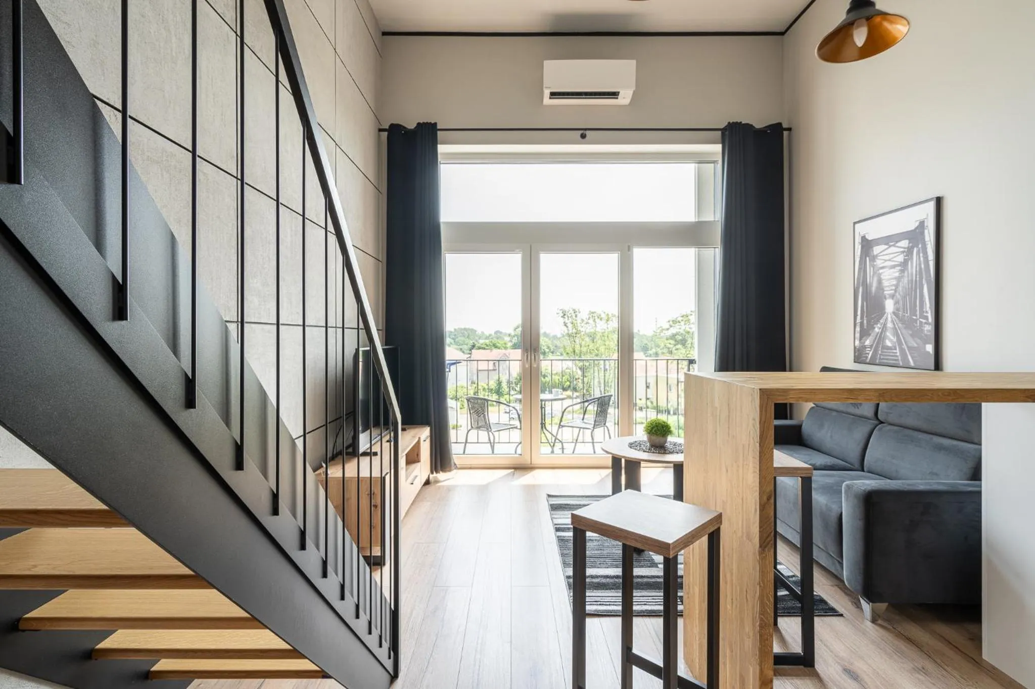 Seating area in RentPlanet - Apartamenty Zarembowicza