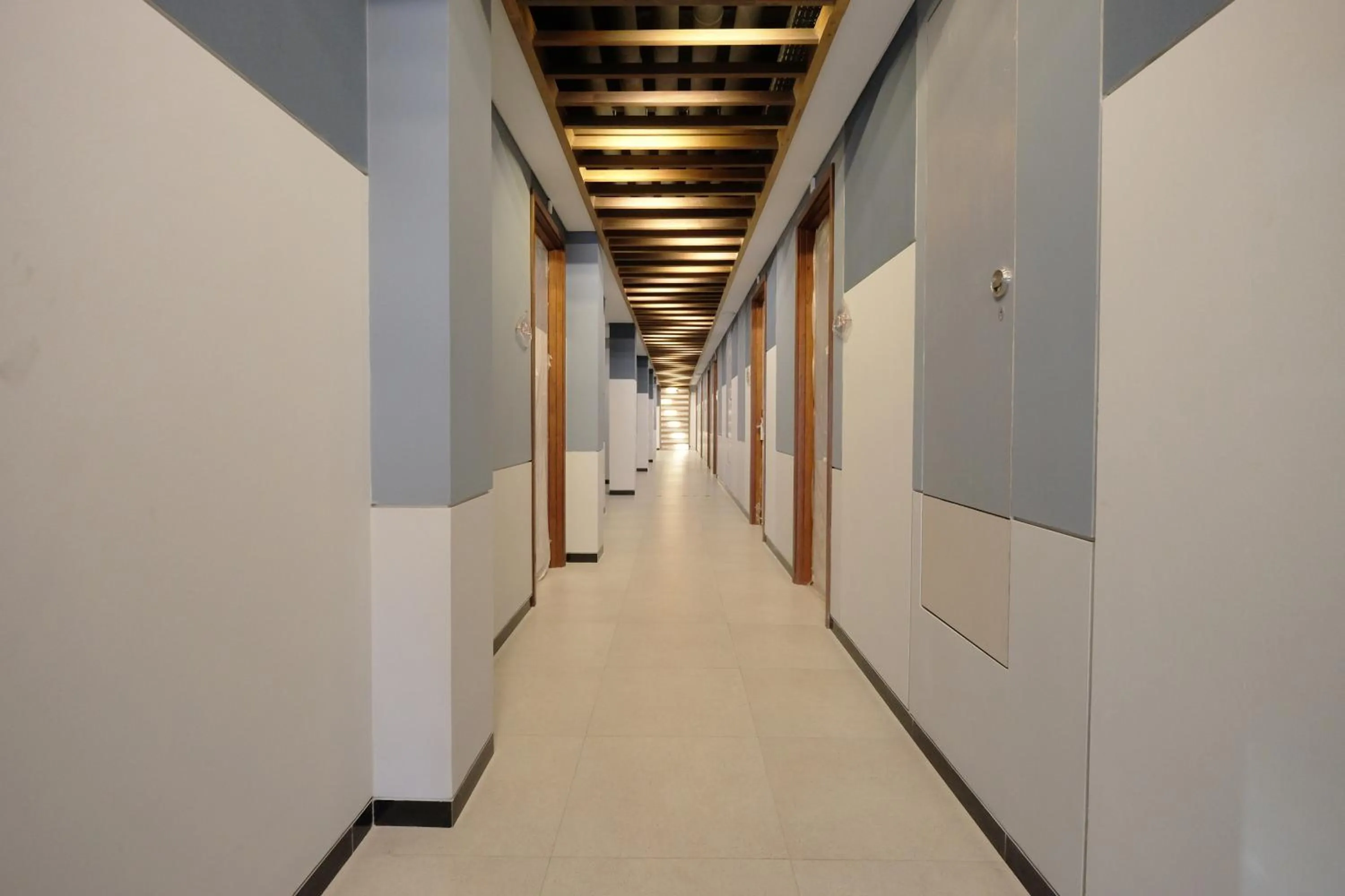 Property building in Hotel Youstay Semarang by Sinergi