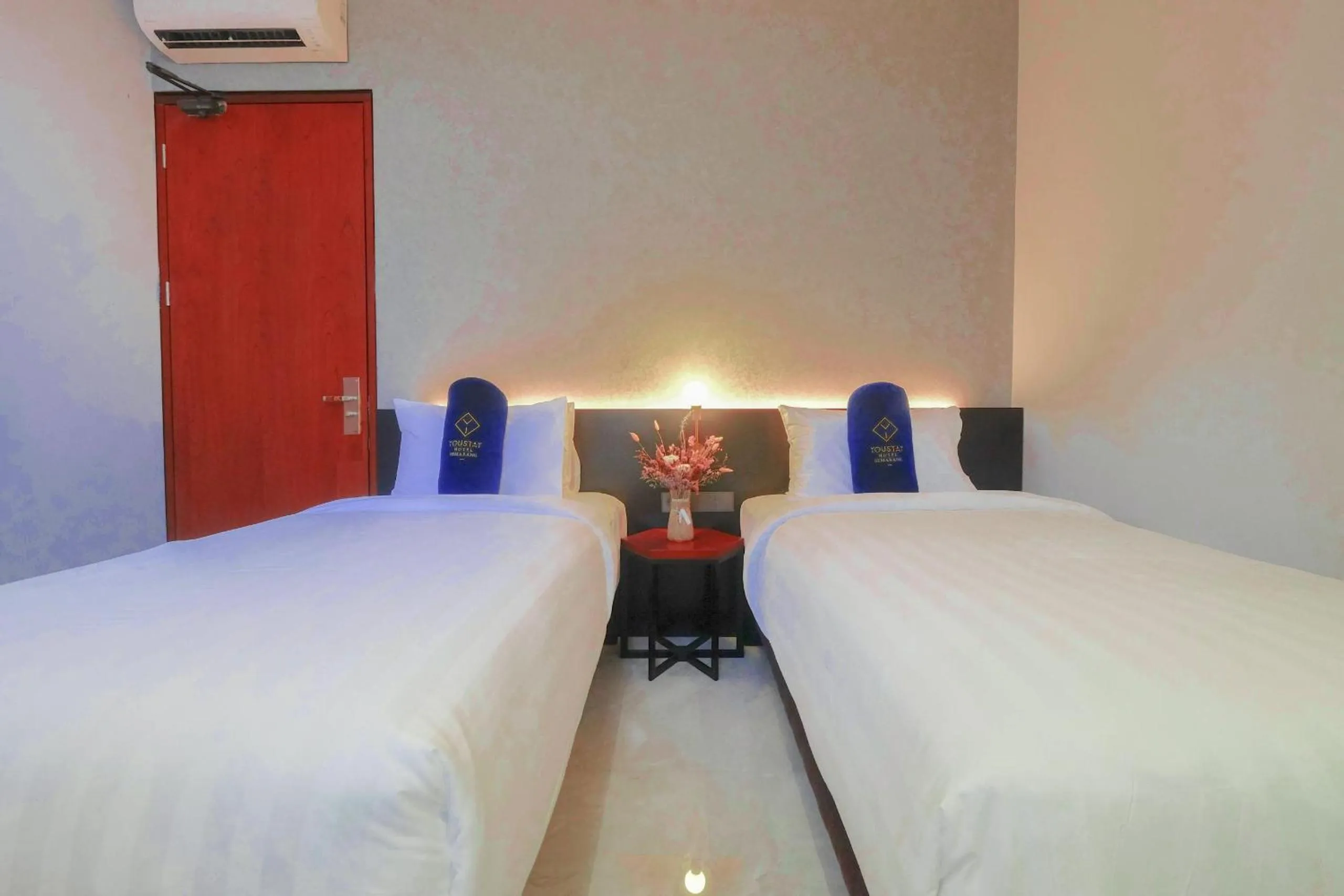 Bed in Hotel Youstay Semarang by Sinergi