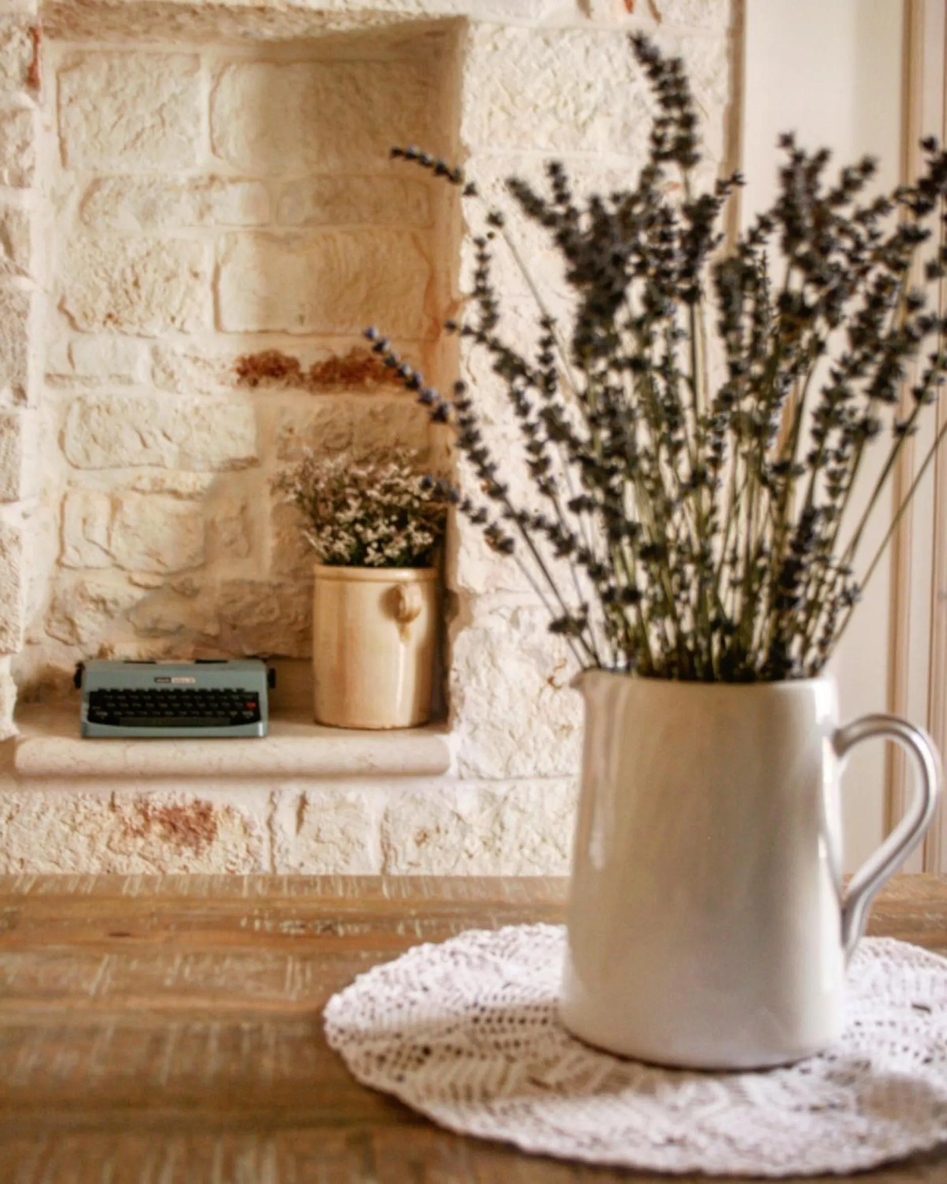 Decorative detail in Domus Petra 104