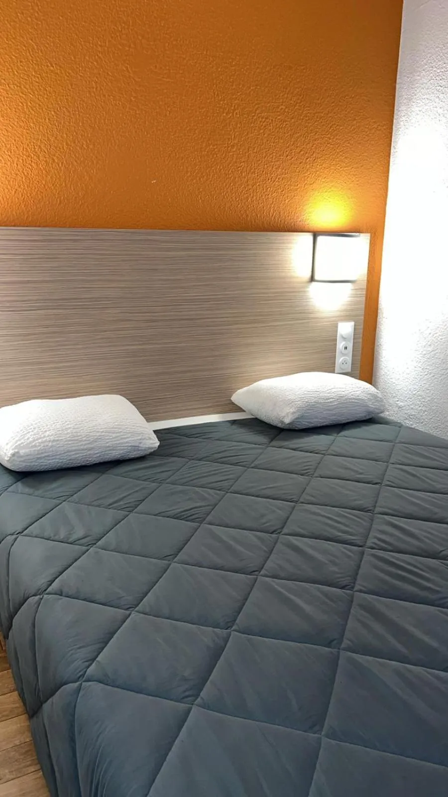 Bed in Premiere Classe Arras - Tilloy Les Mofflaine