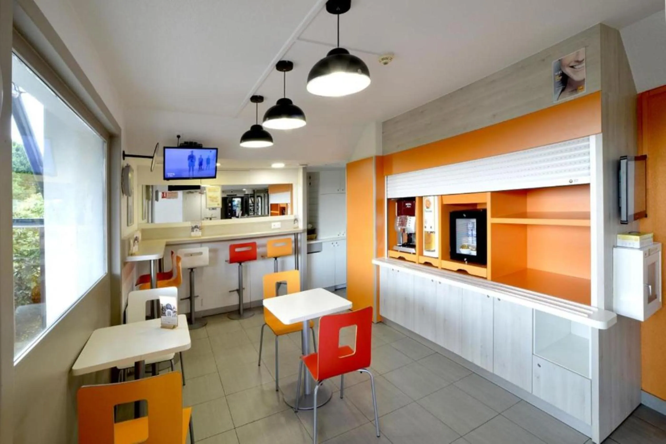 Breakfast in Premiere Classe Arras - Tilloy Les Mofflaine