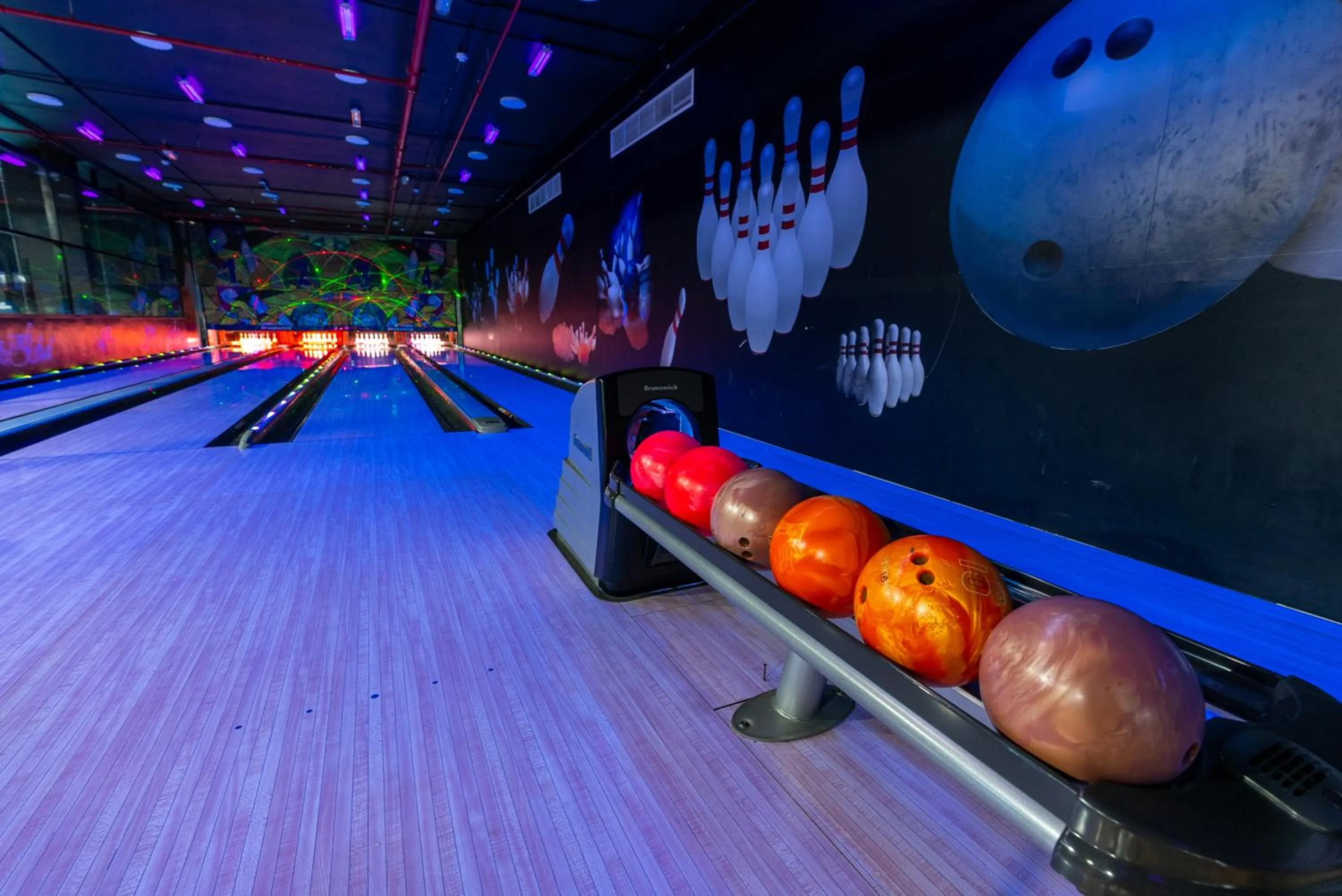 Bowling in Mirage Bab Al Bahr Hotel