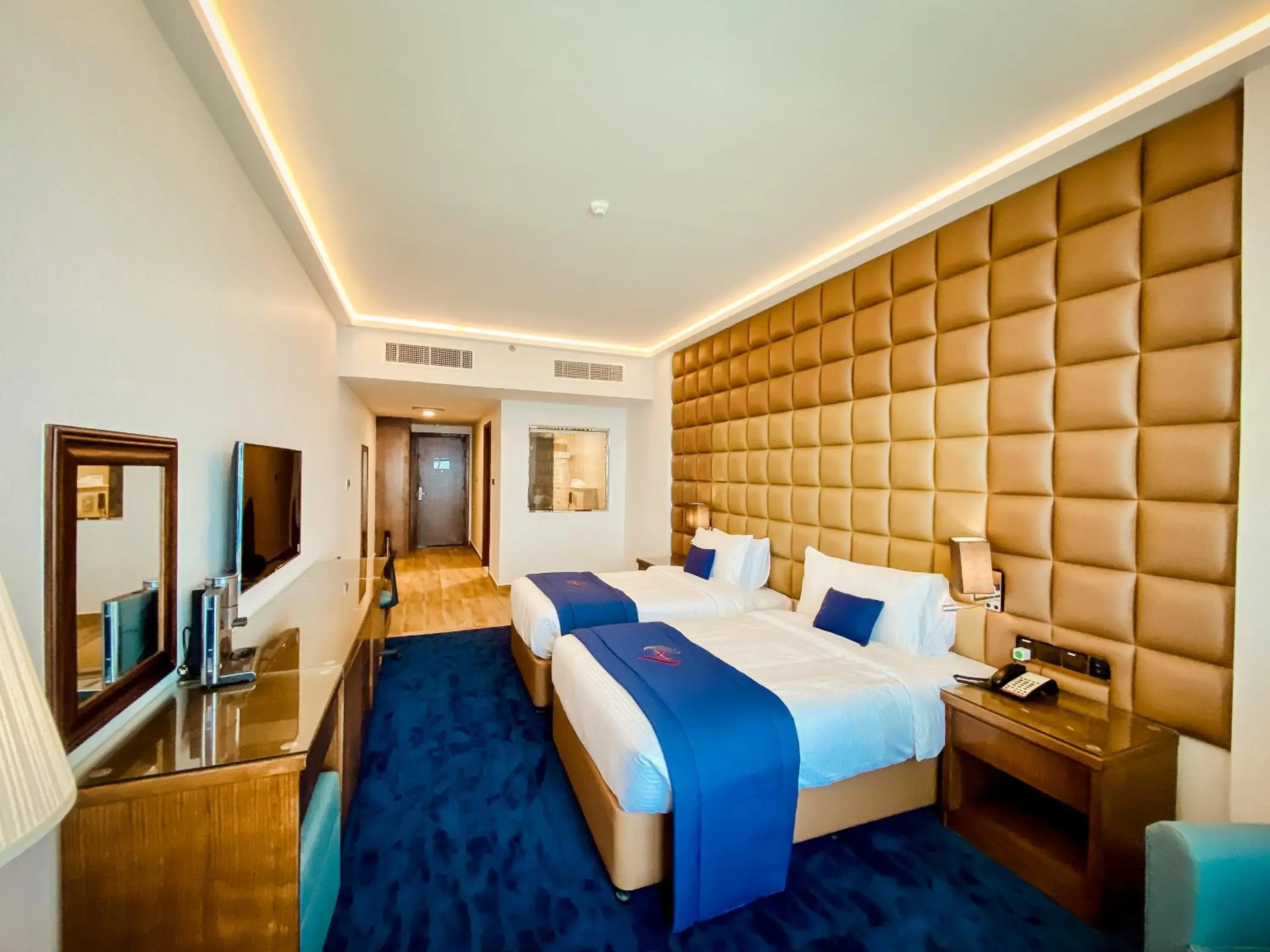 Junior Suite with Balcony and Ocean View in Mirage Bab Al Bahr Hotel Junior Suite with Balcony and Ocean View in Mirage Bab Al Bahr Hotel