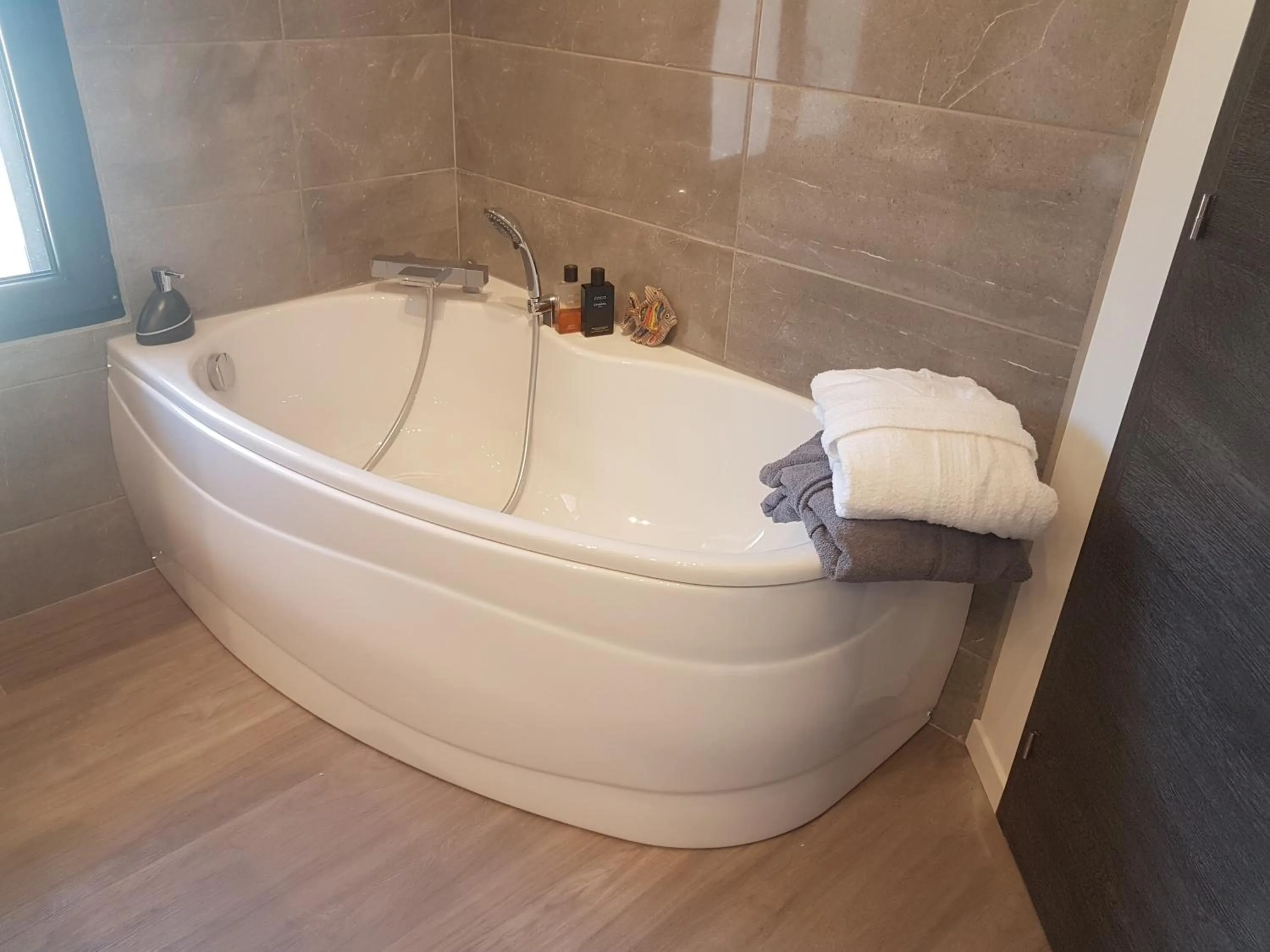 Bathroom in Mas Des Fugueyrolles