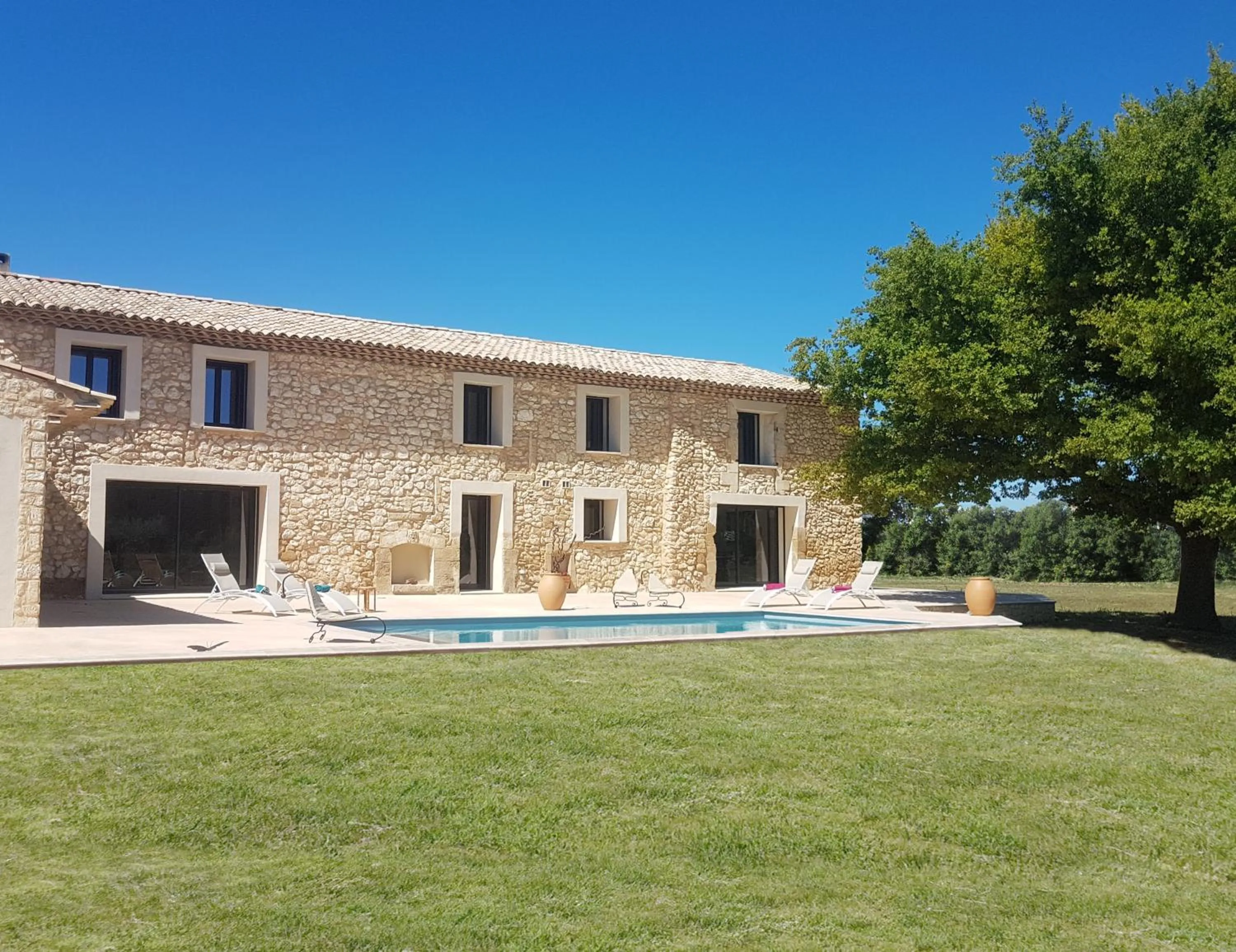 Property building in Mas Des Fugueyrolles