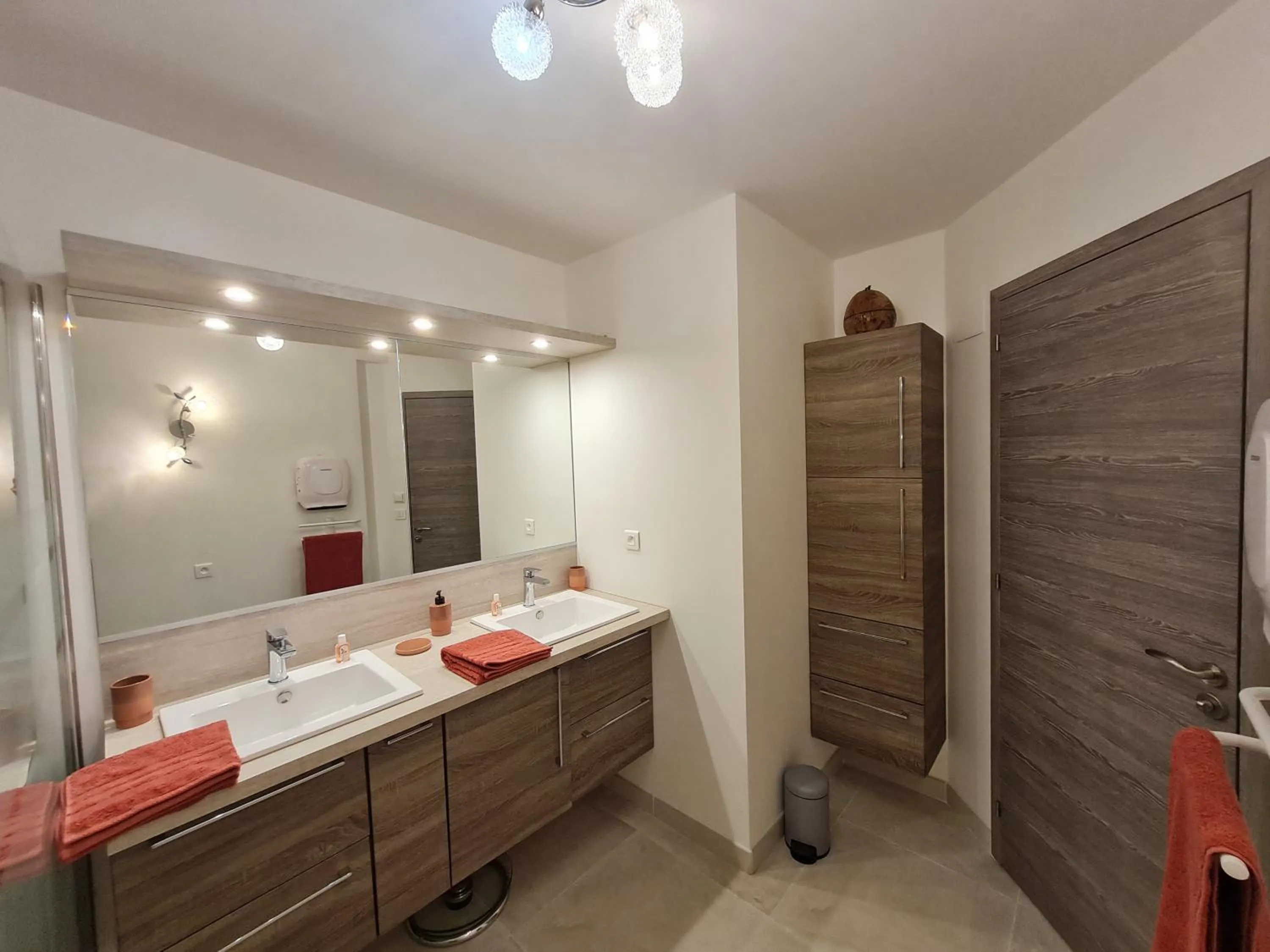 Shower in Mas Des Fugueyrolles