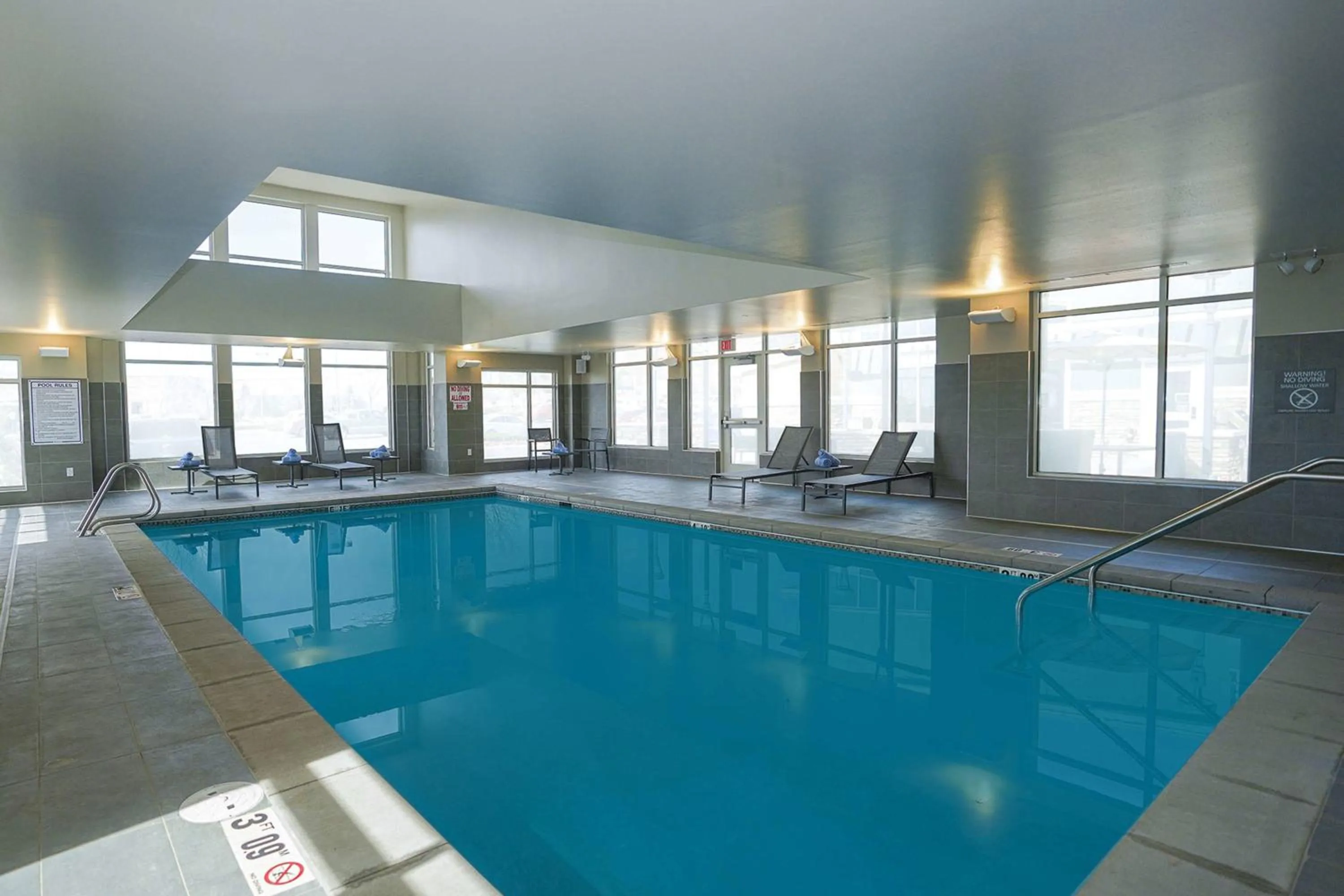 Swimming pool in Residence Inn by Marriott Colorado Springs First & Main