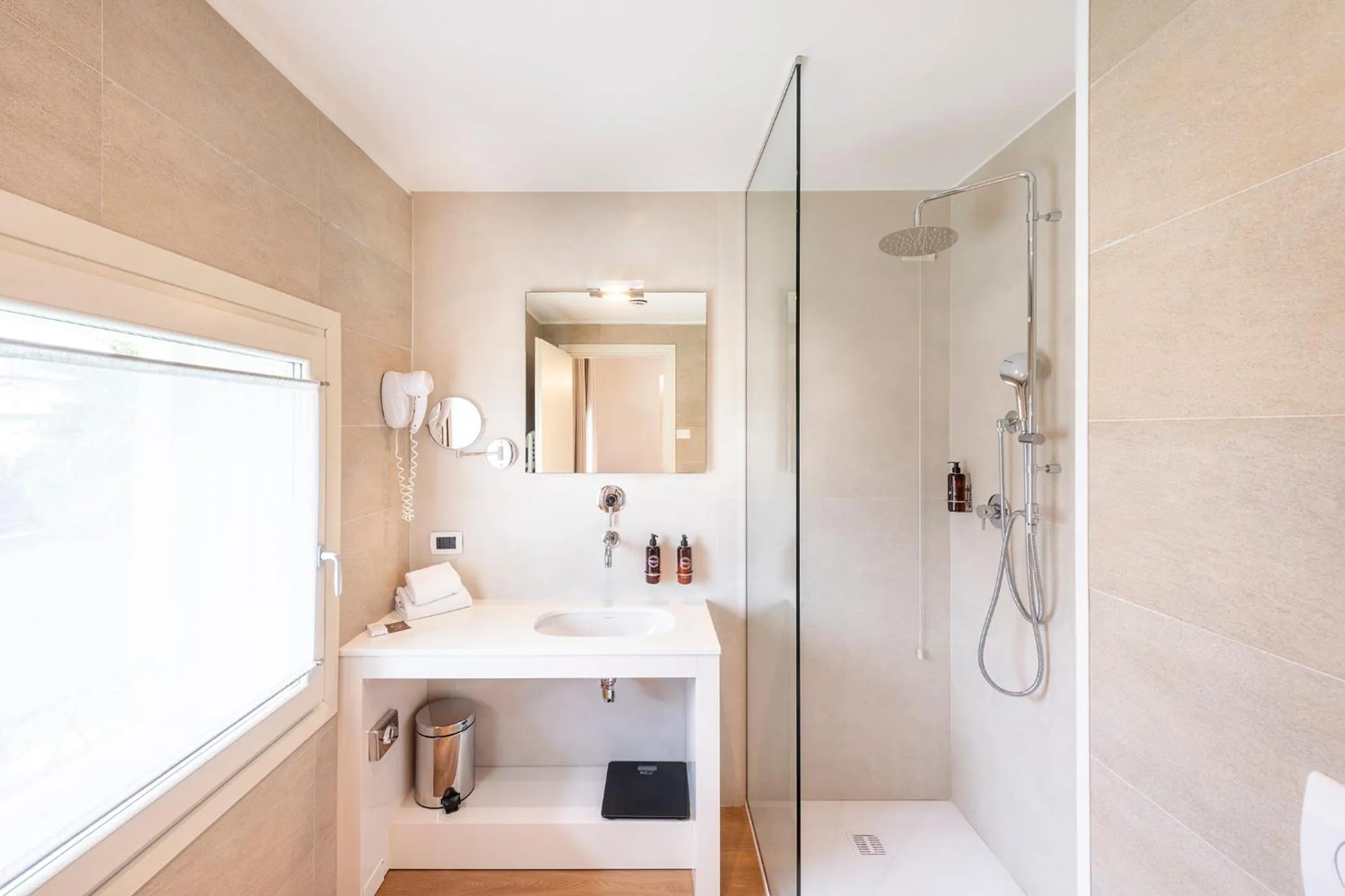 Bathroom in Hotel Villa I Pini