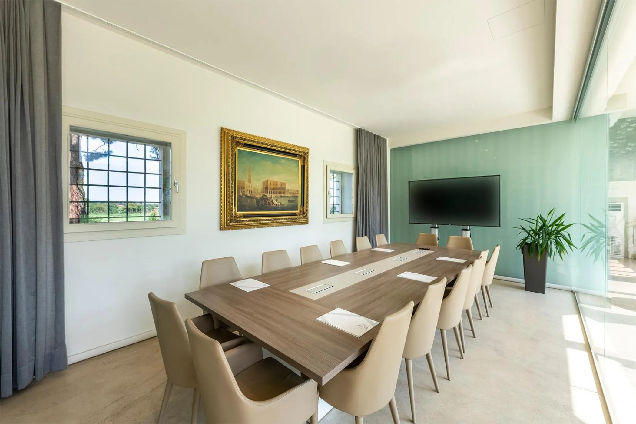 Business facilities in Hotel Villa I Pini