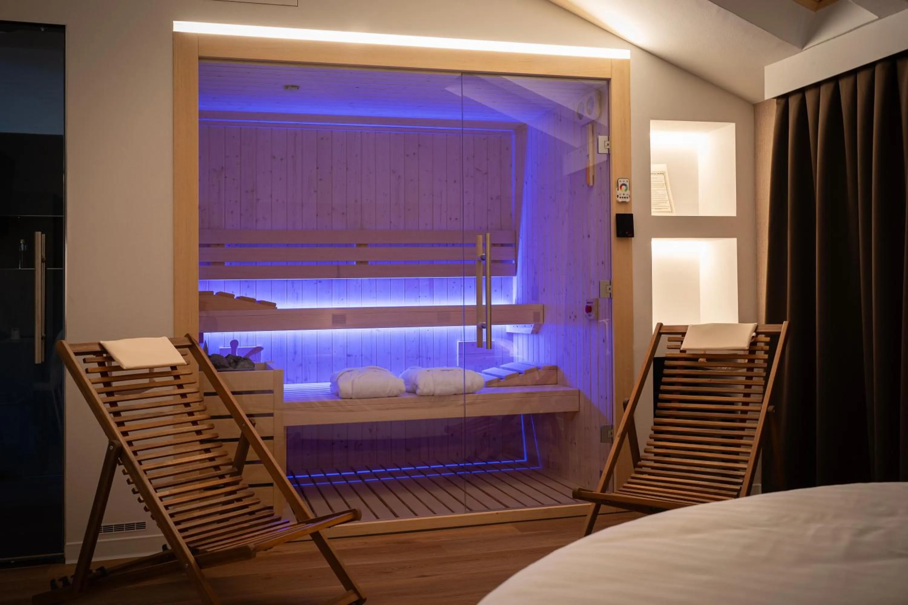 Sauna, Bed in Hotel Villa I Pini