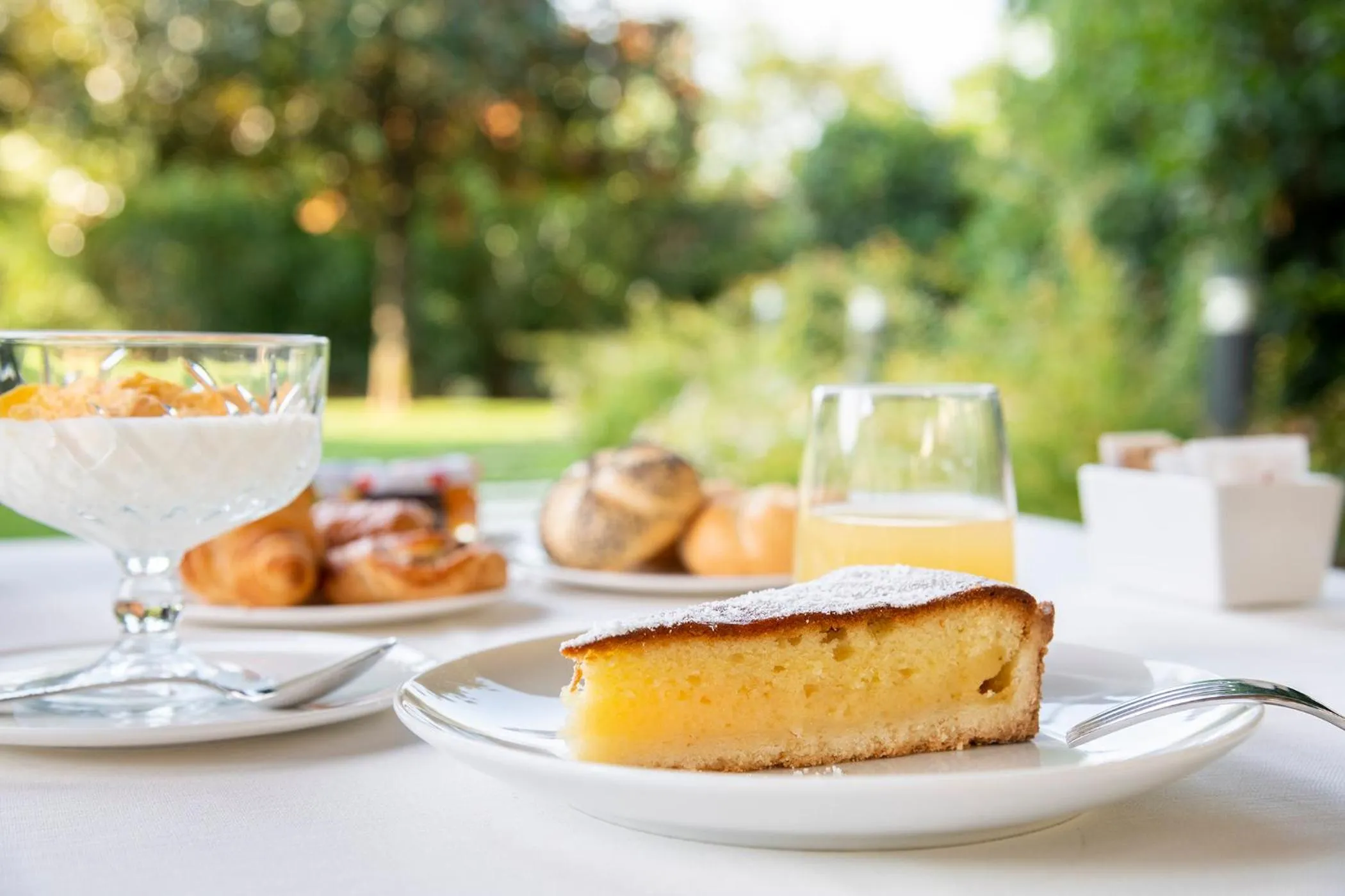 Breakfast in Hotel Villa I Pini