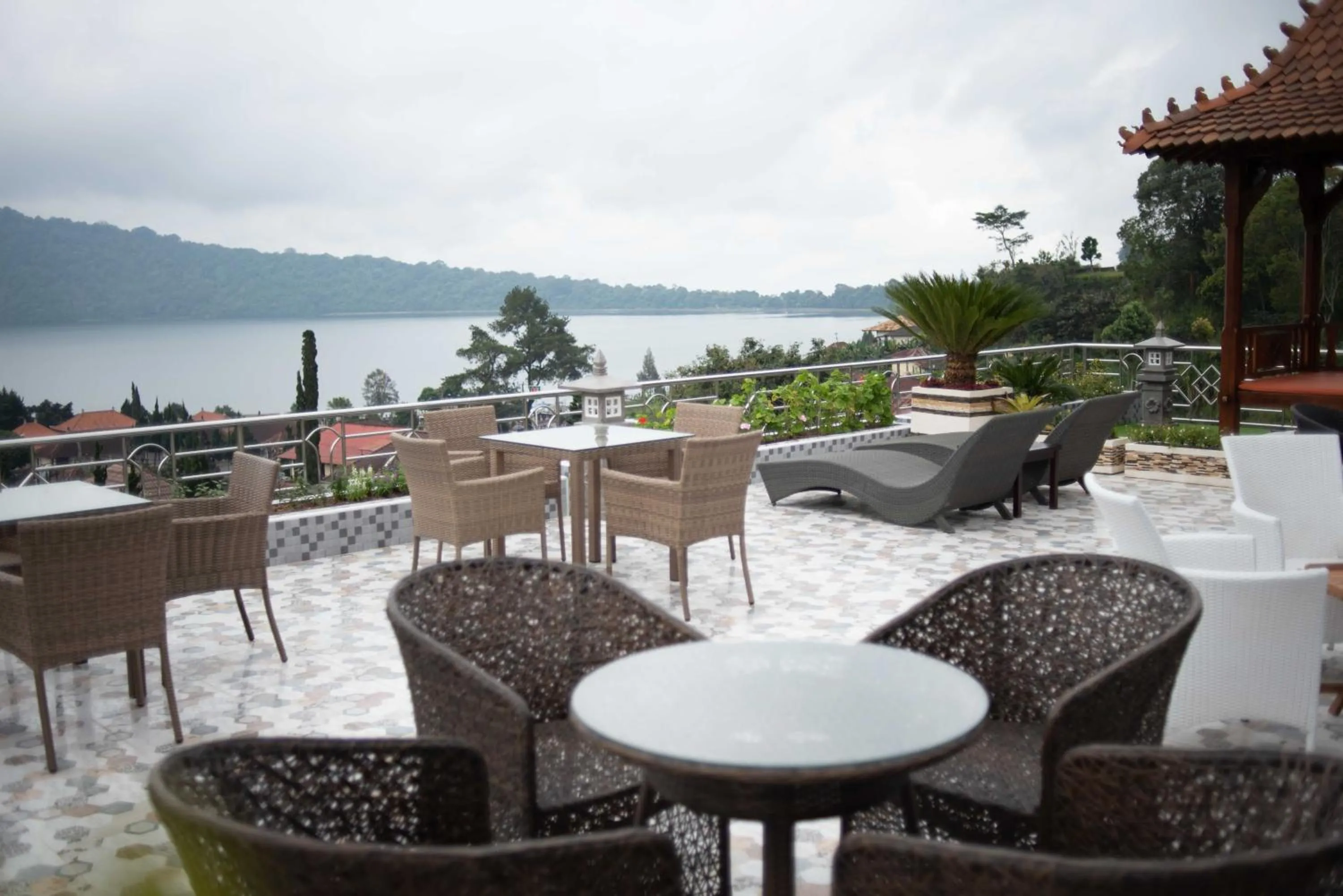 Property building in Dedanau Hotel