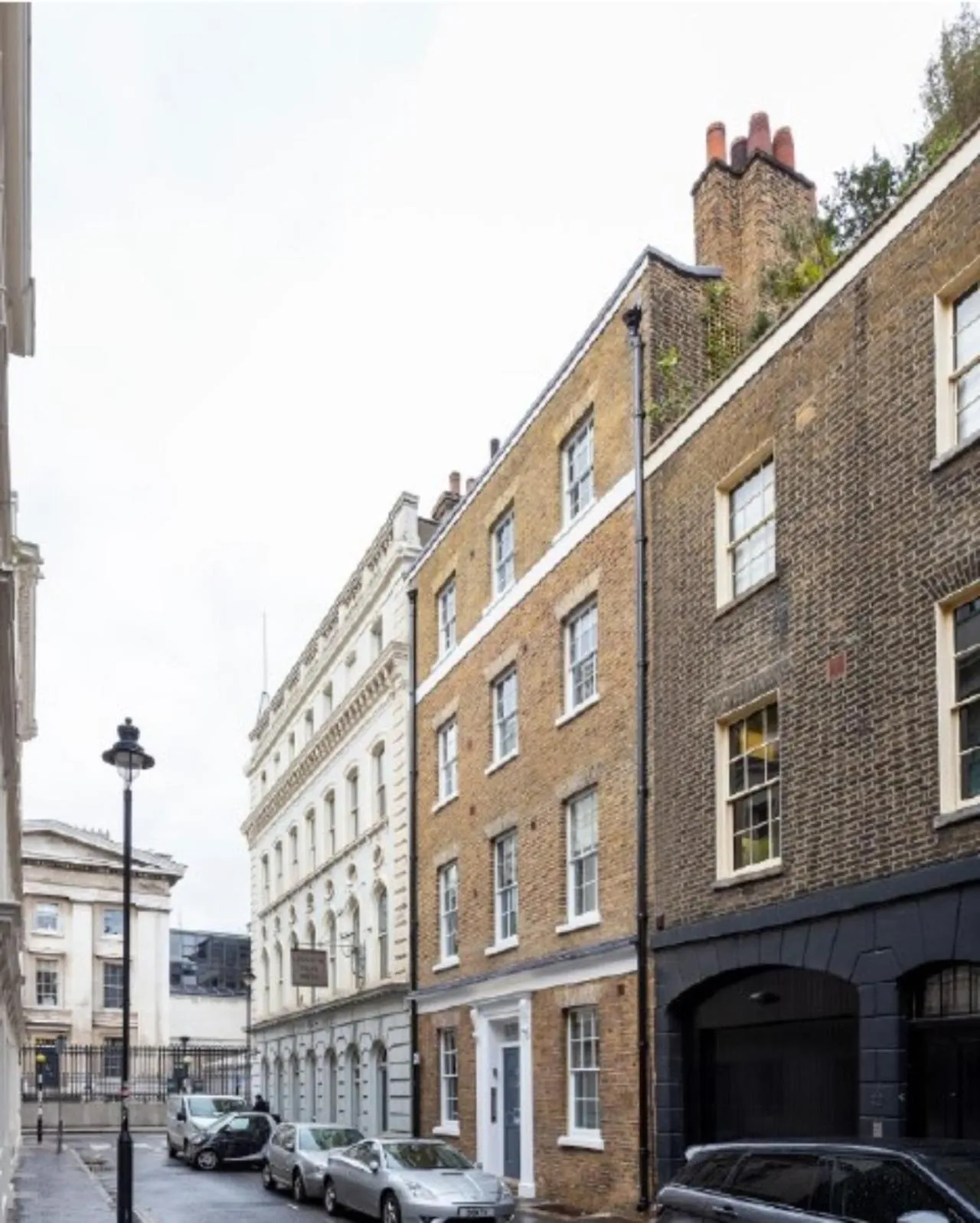 Property building in Bloomsbury By Viridian Apartments