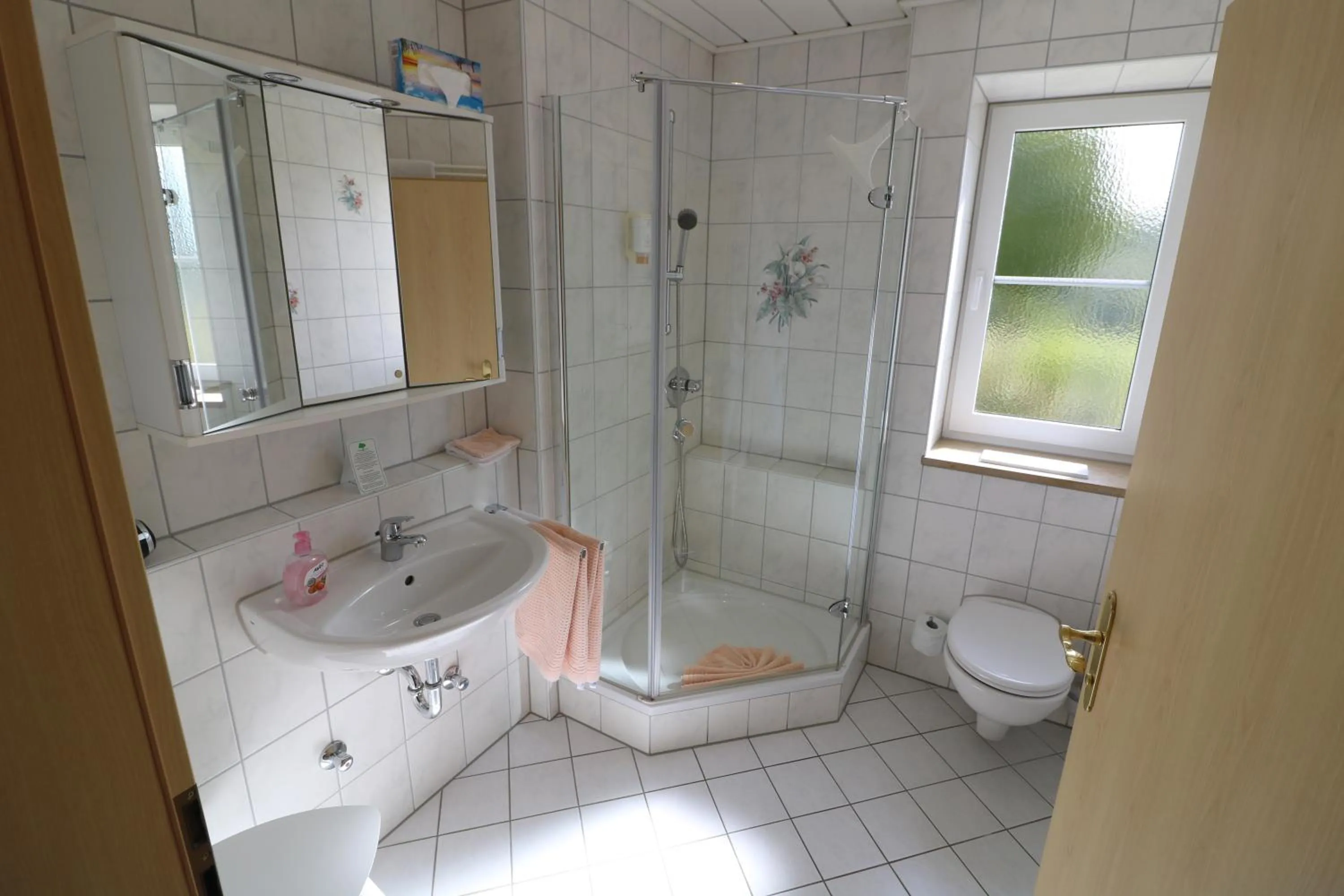 Bathroom in Ferienwohnung Zur Hopfenkönigin