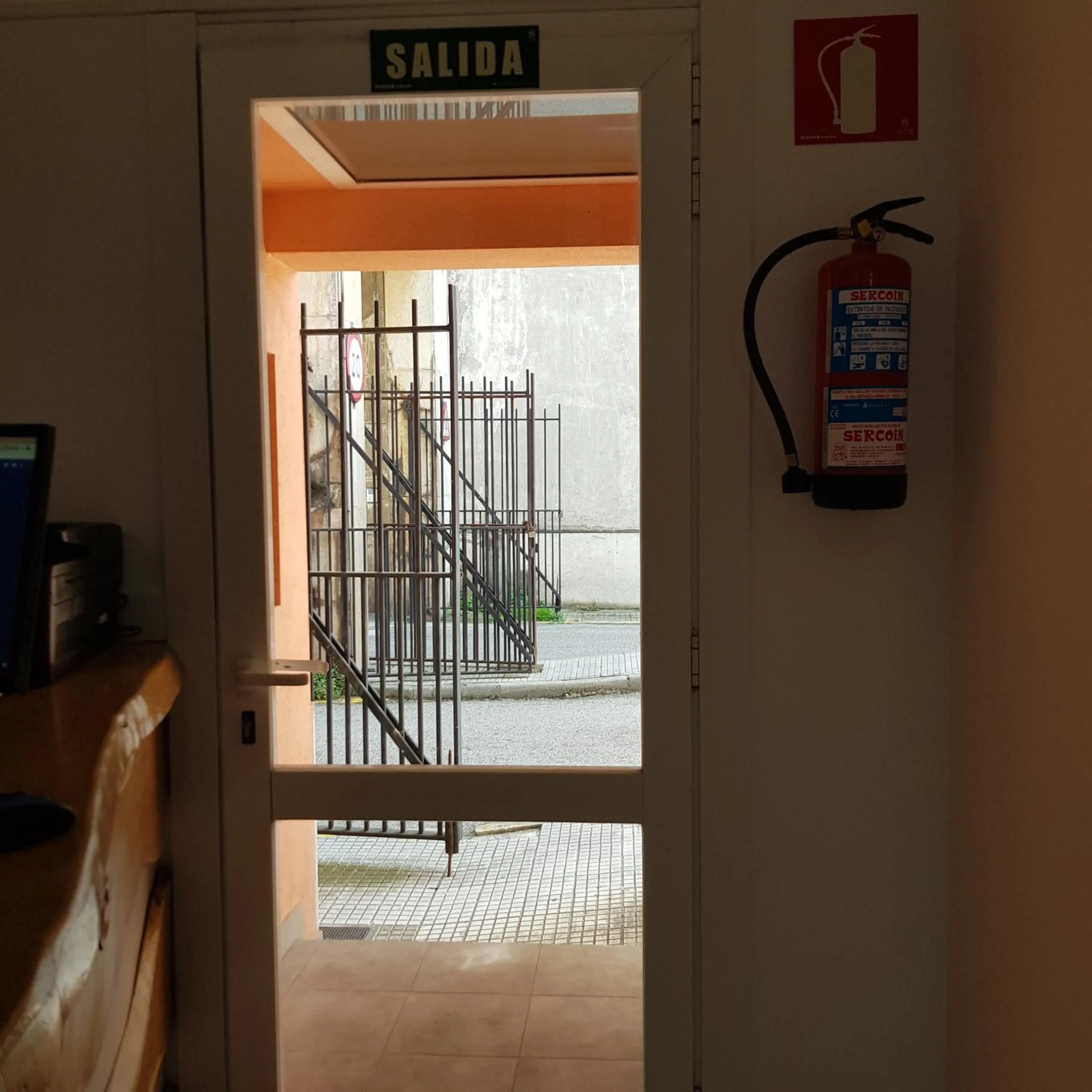 Facade/entrance in El Hostel & CO