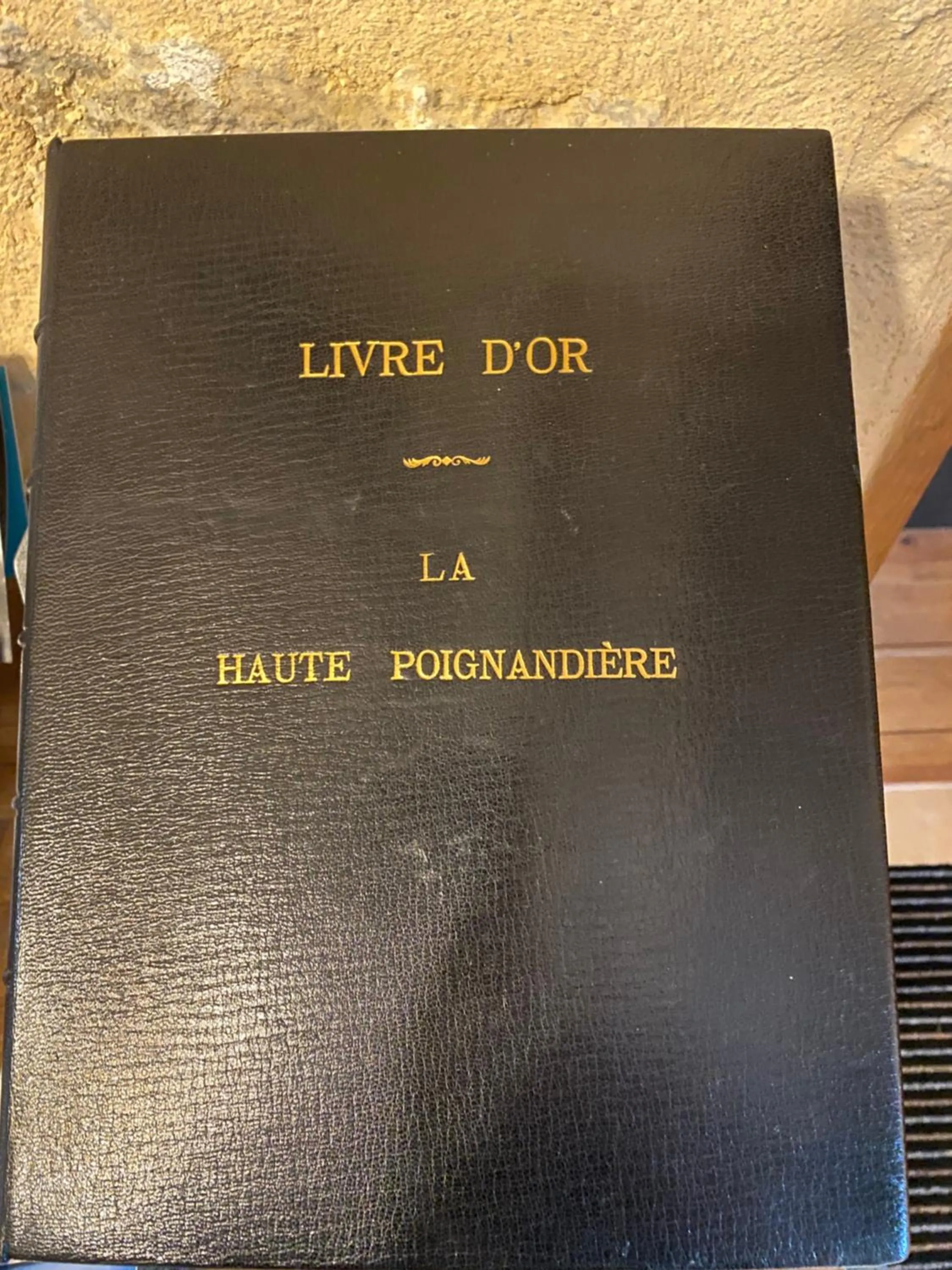 Bedroom in Chambre d'Hôtes du Domaine de la Haute Poignandiere