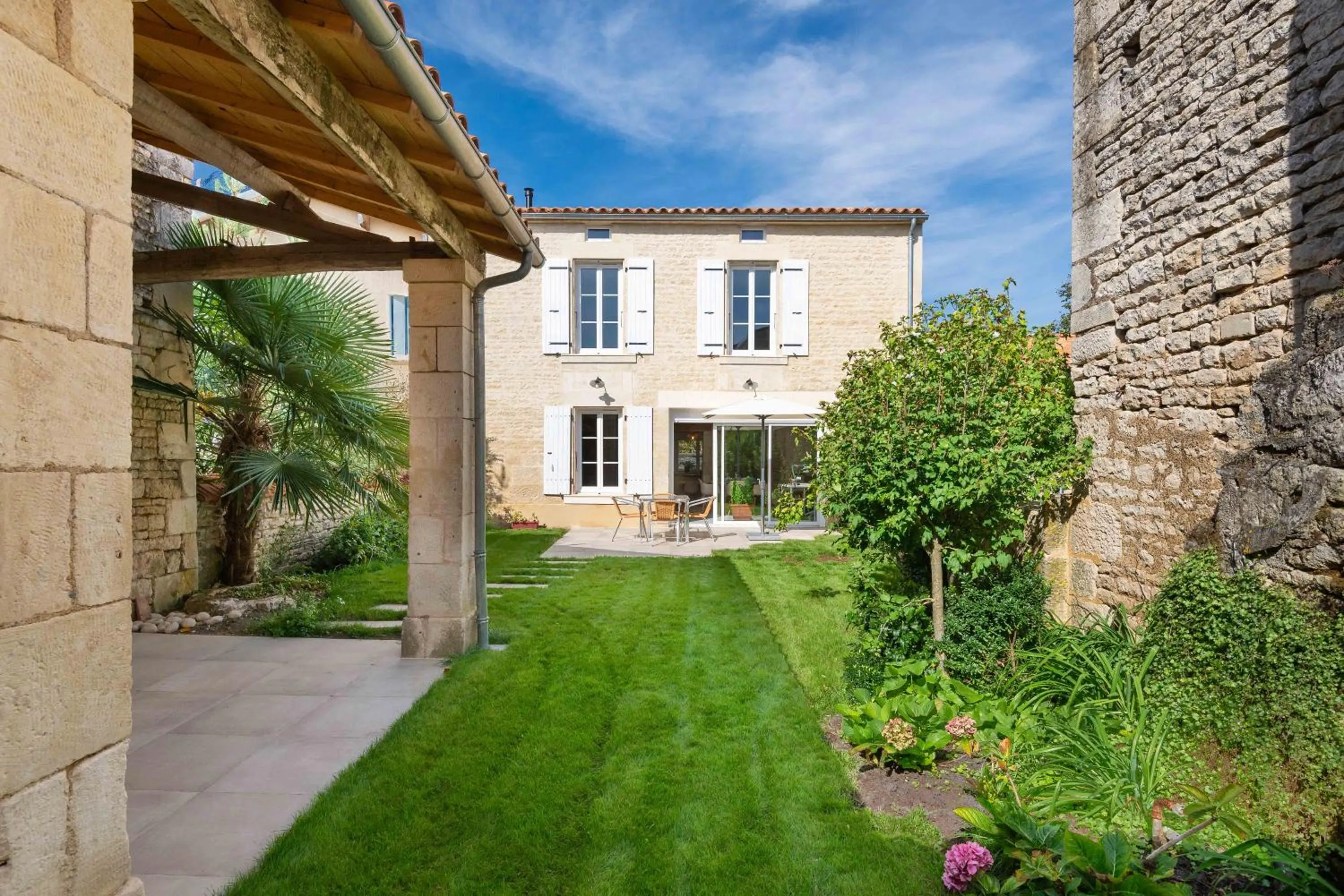 Property building in Rêves d'Autise