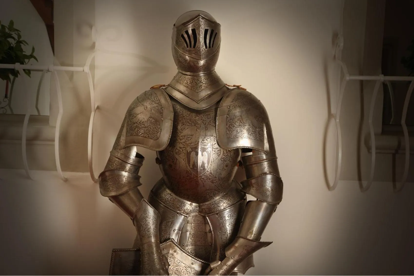 Decorative detail in Hôtel de la Couronne