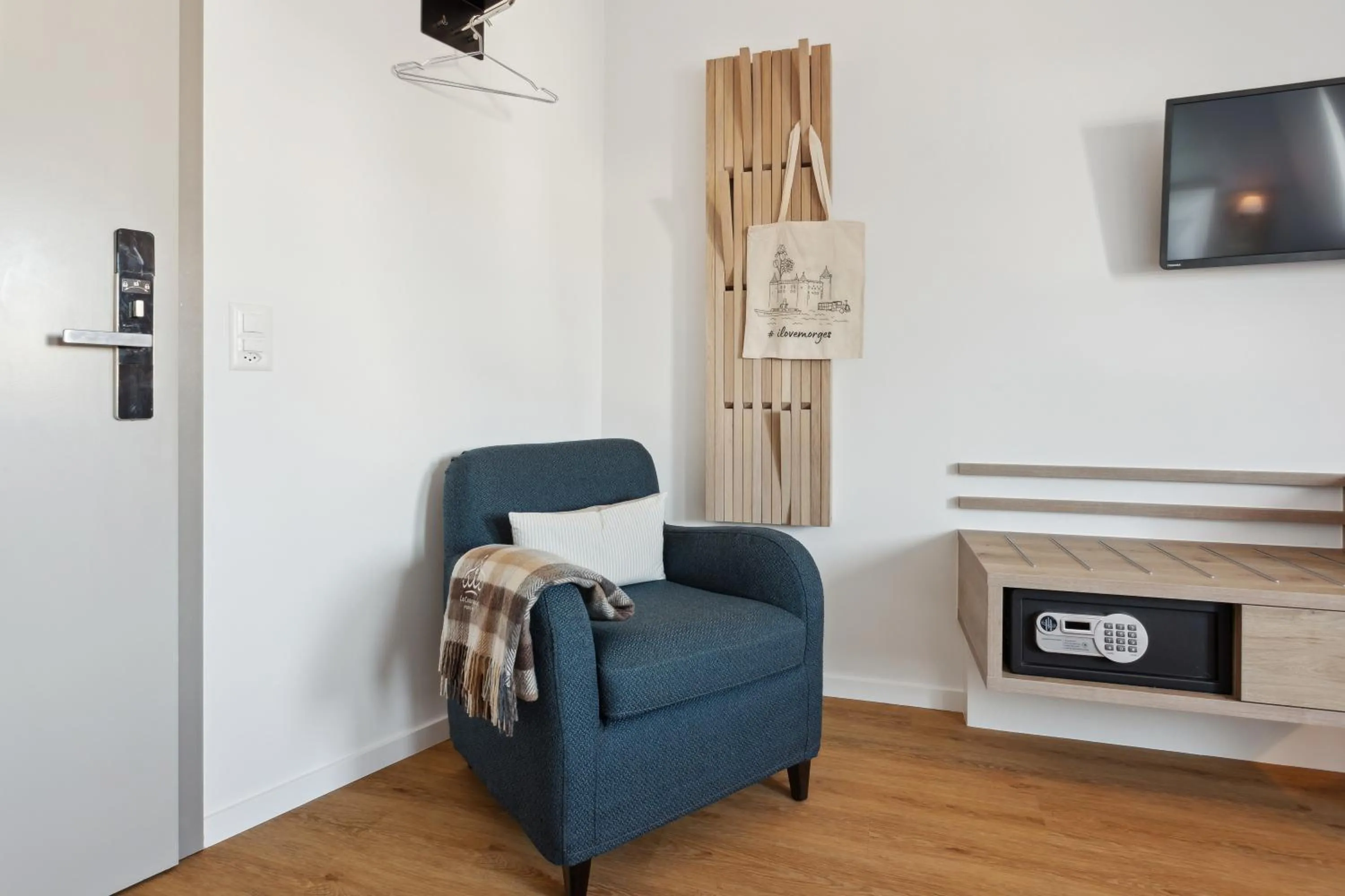 hair dresser in Hôtel de la Couronne