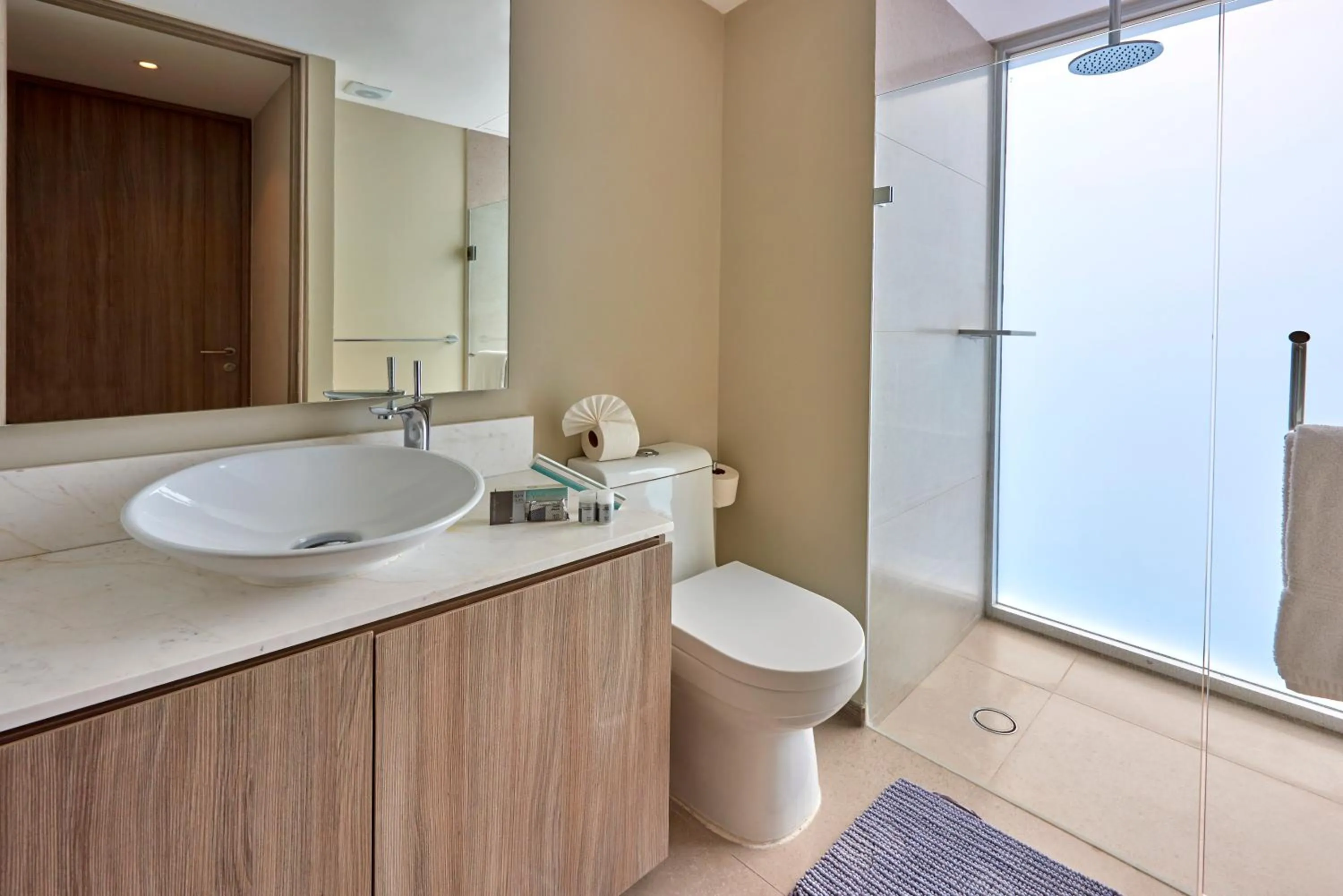 Shower in Park Life Querétaro