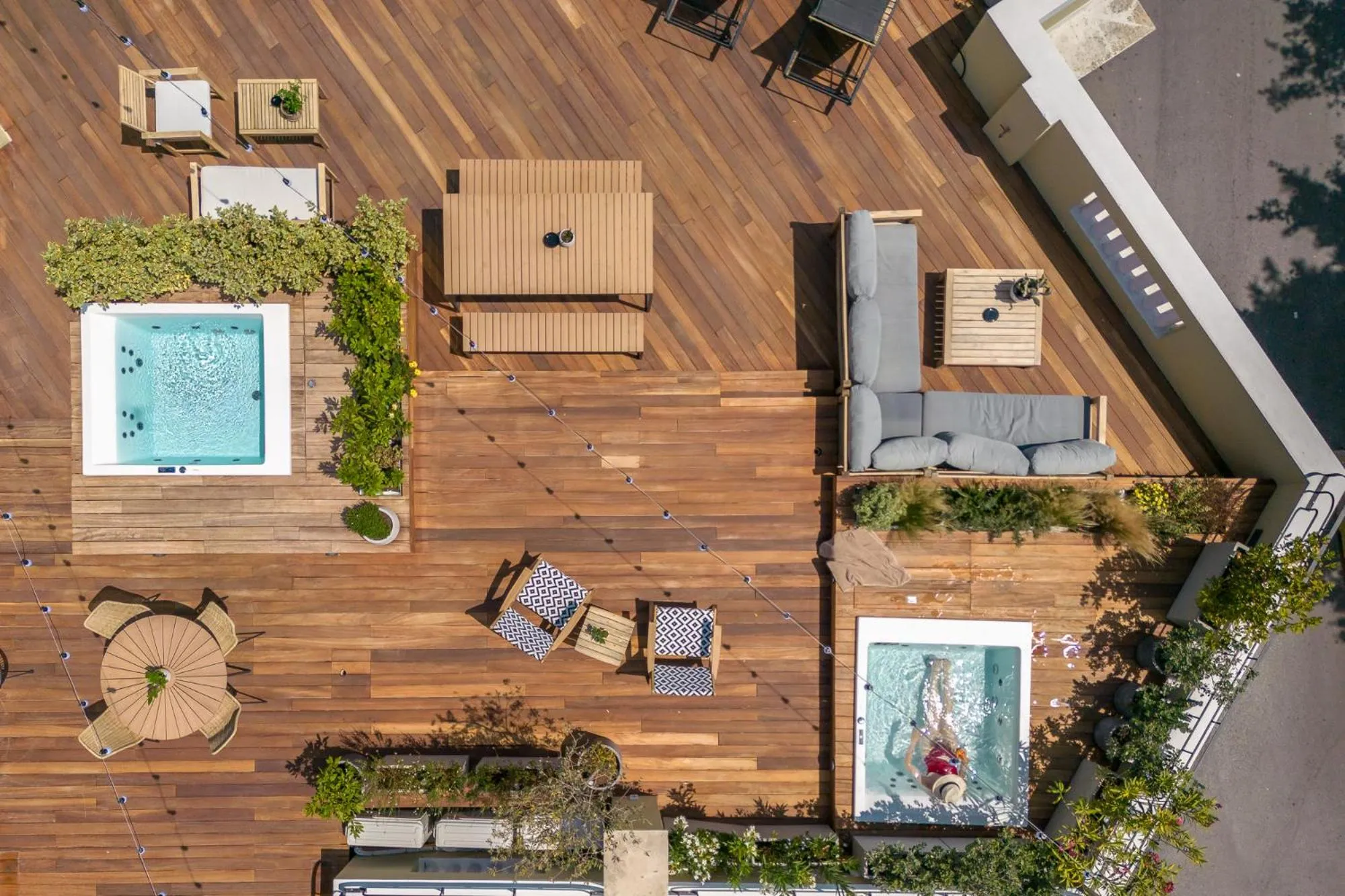 Day in Moon And Stars Athens