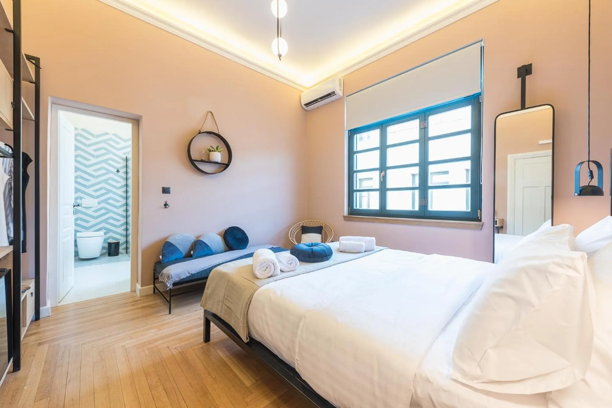 Bed in Moon And Stars Athens