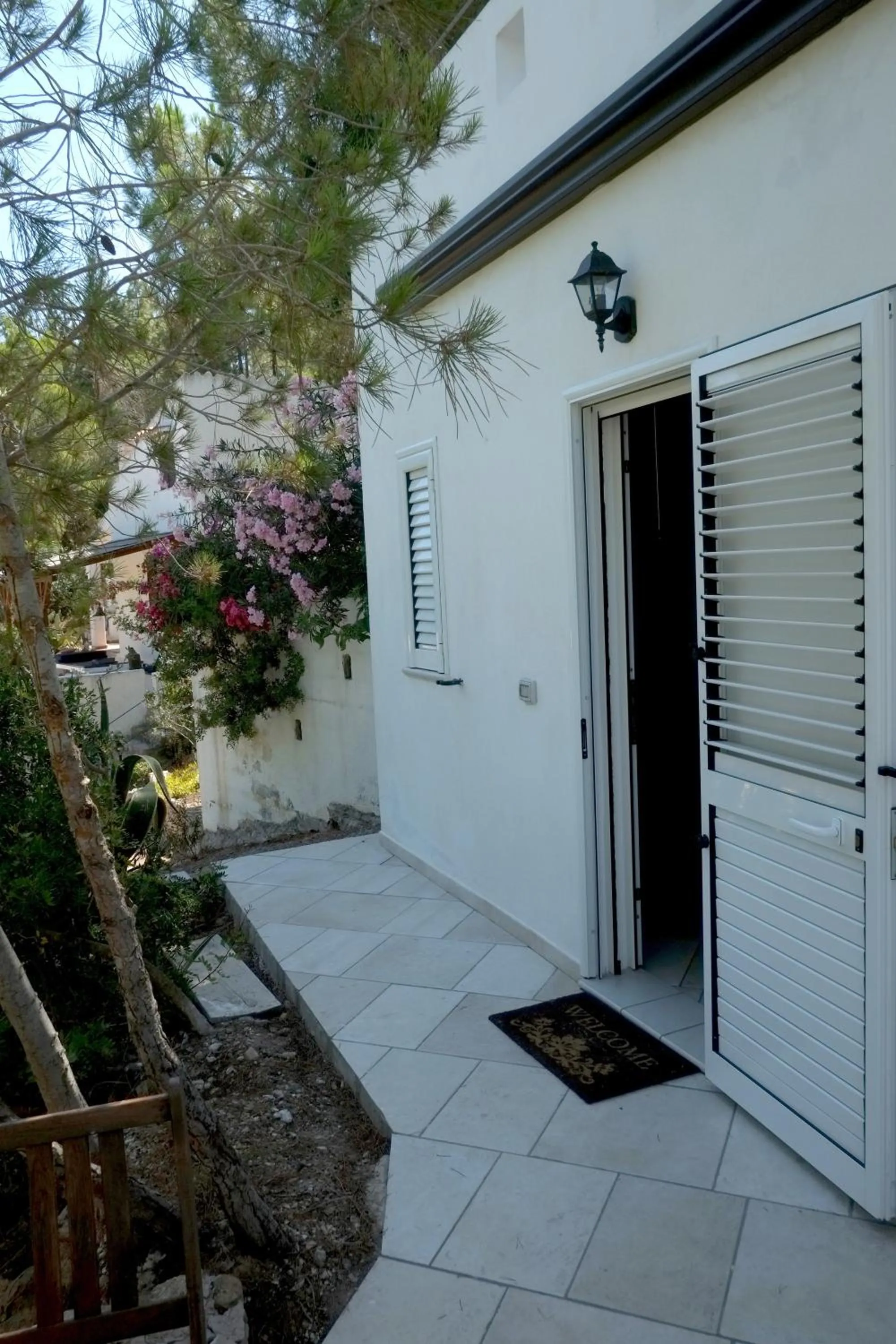 Facade/entrance in Carloforte Bellavista